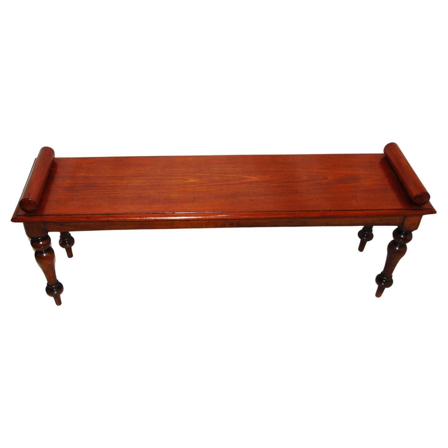 English 19th Century Walnut Hall Bench with Turned Legs, Four Feet Long For Sale