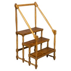 English 19th Century Walnut Library Steps with Handrail and Turned Supports