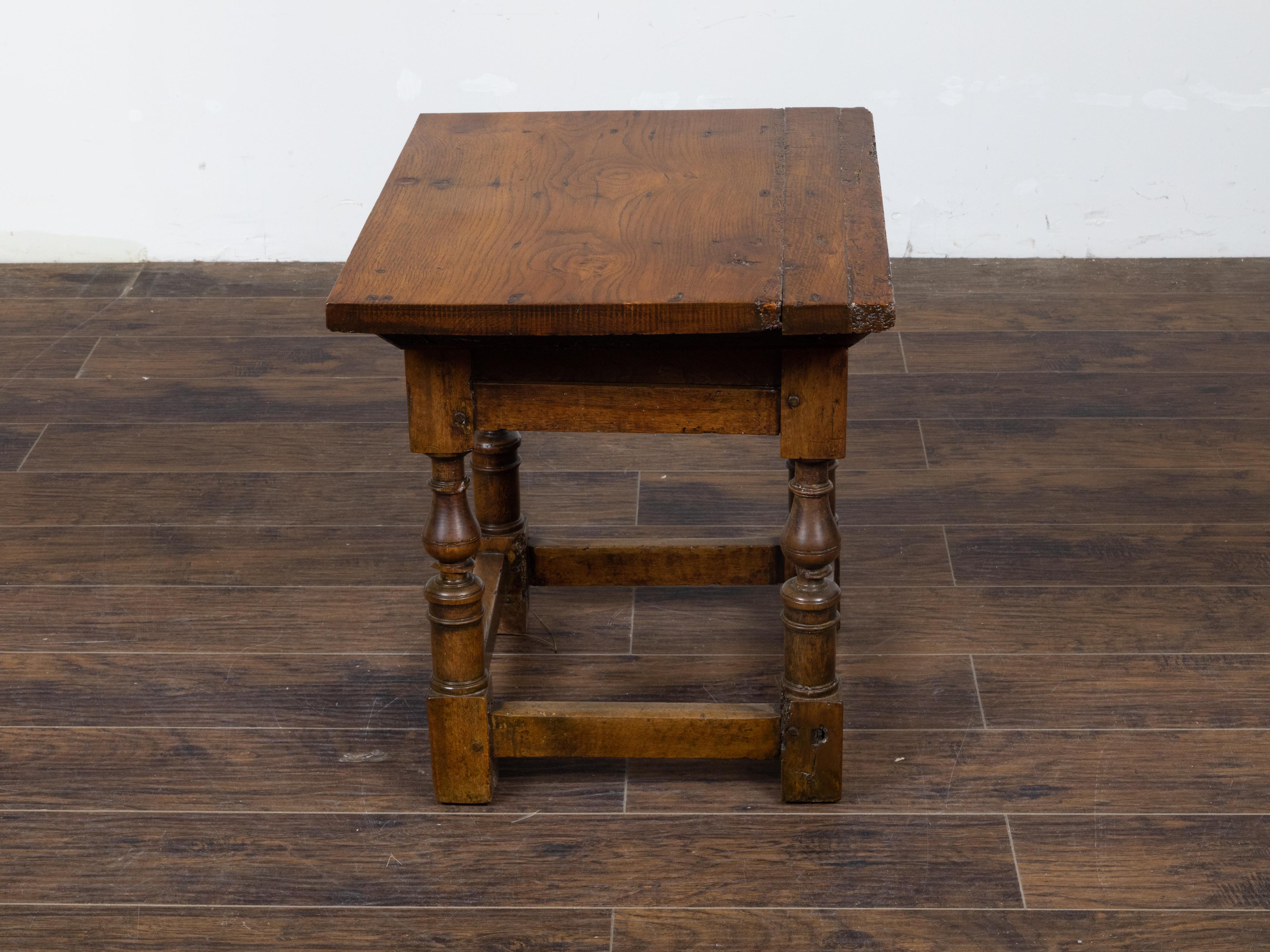 English 19th Century Walnut Side Table with Drawer and Turned Baluster Legs For Sale 4