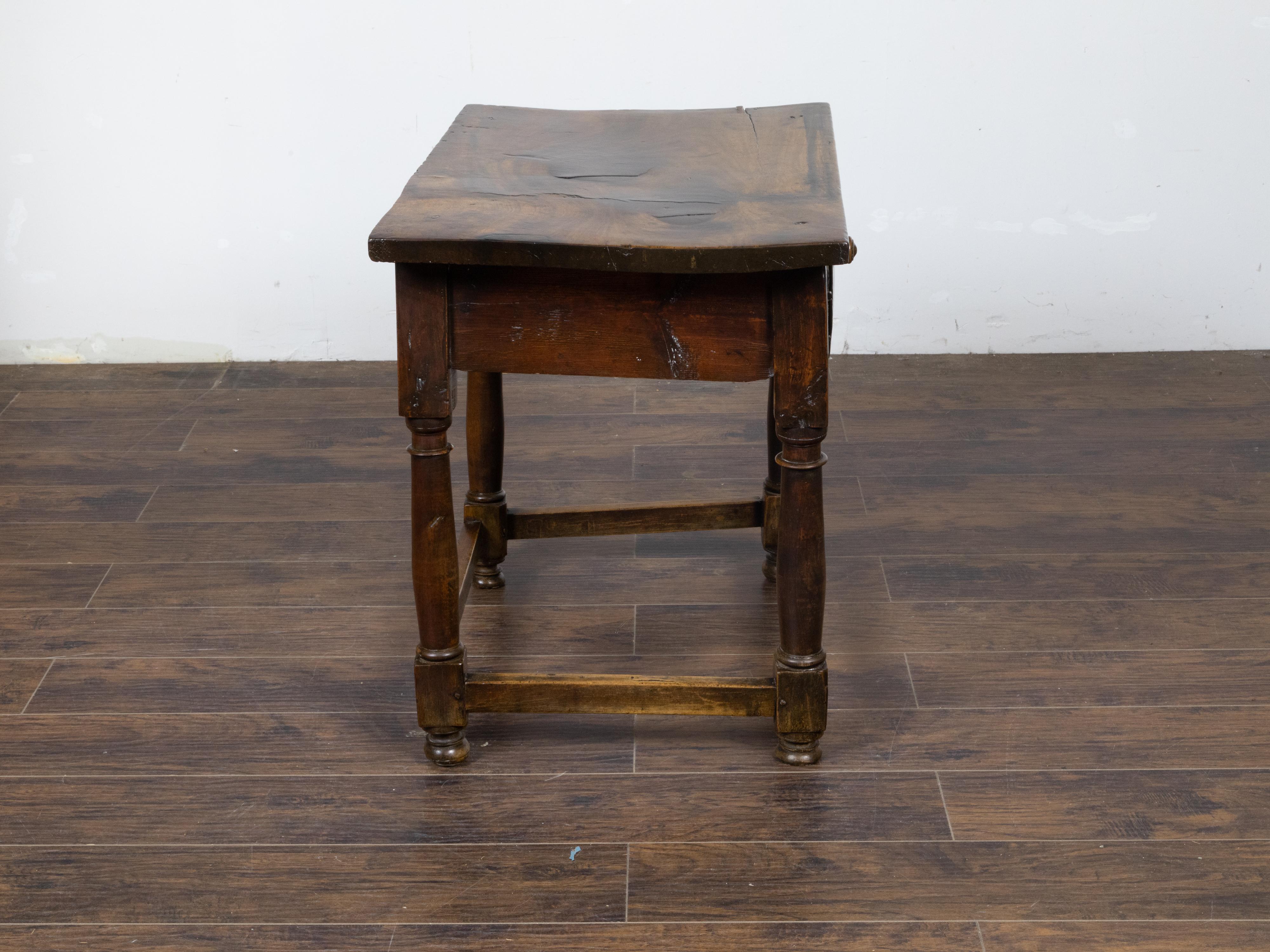 English 19th Century Walnut Table with Single Drawer and Column Shaped Legs In Good Condition For Sale In Atlanta, GA