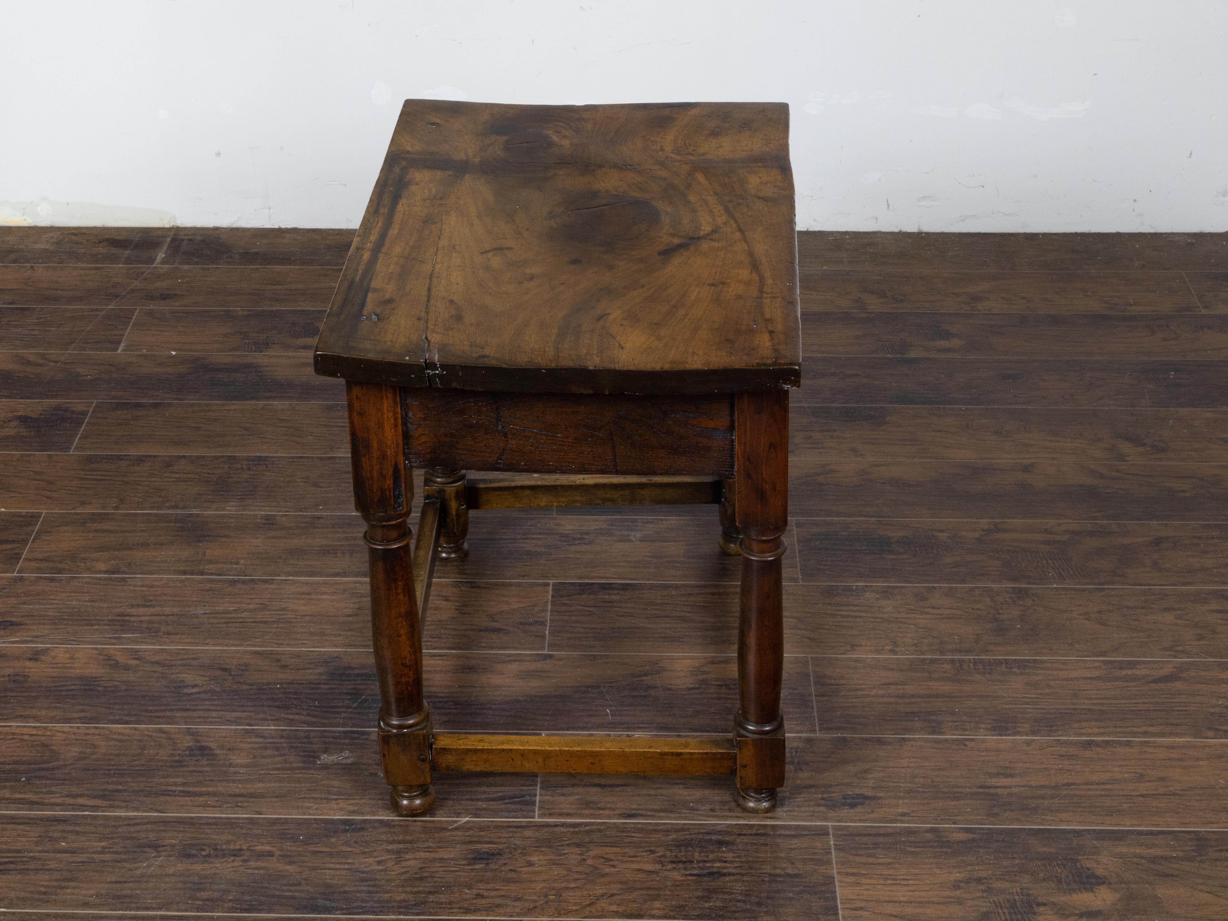 English 19th Century Walnut Table with Single Drawer and Column Shaped Legs For Sale 2