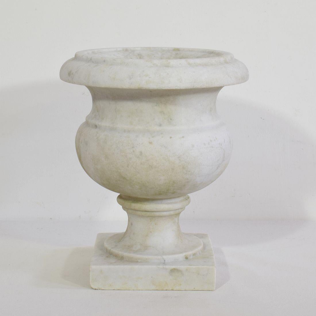 English 19th Century White Marble Garden Urn 1