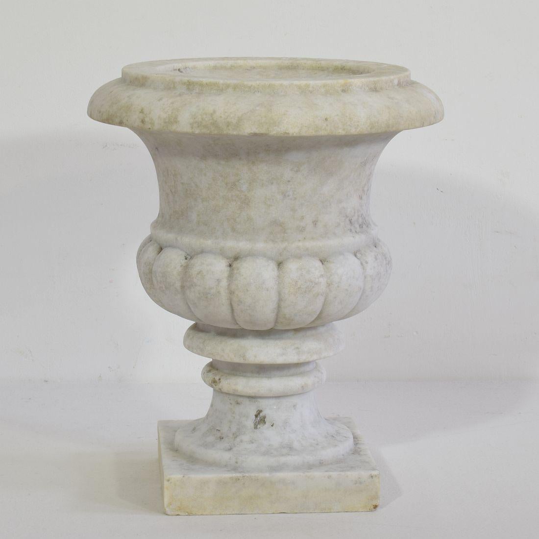 English 19th Century White Marble Garden Urn 3