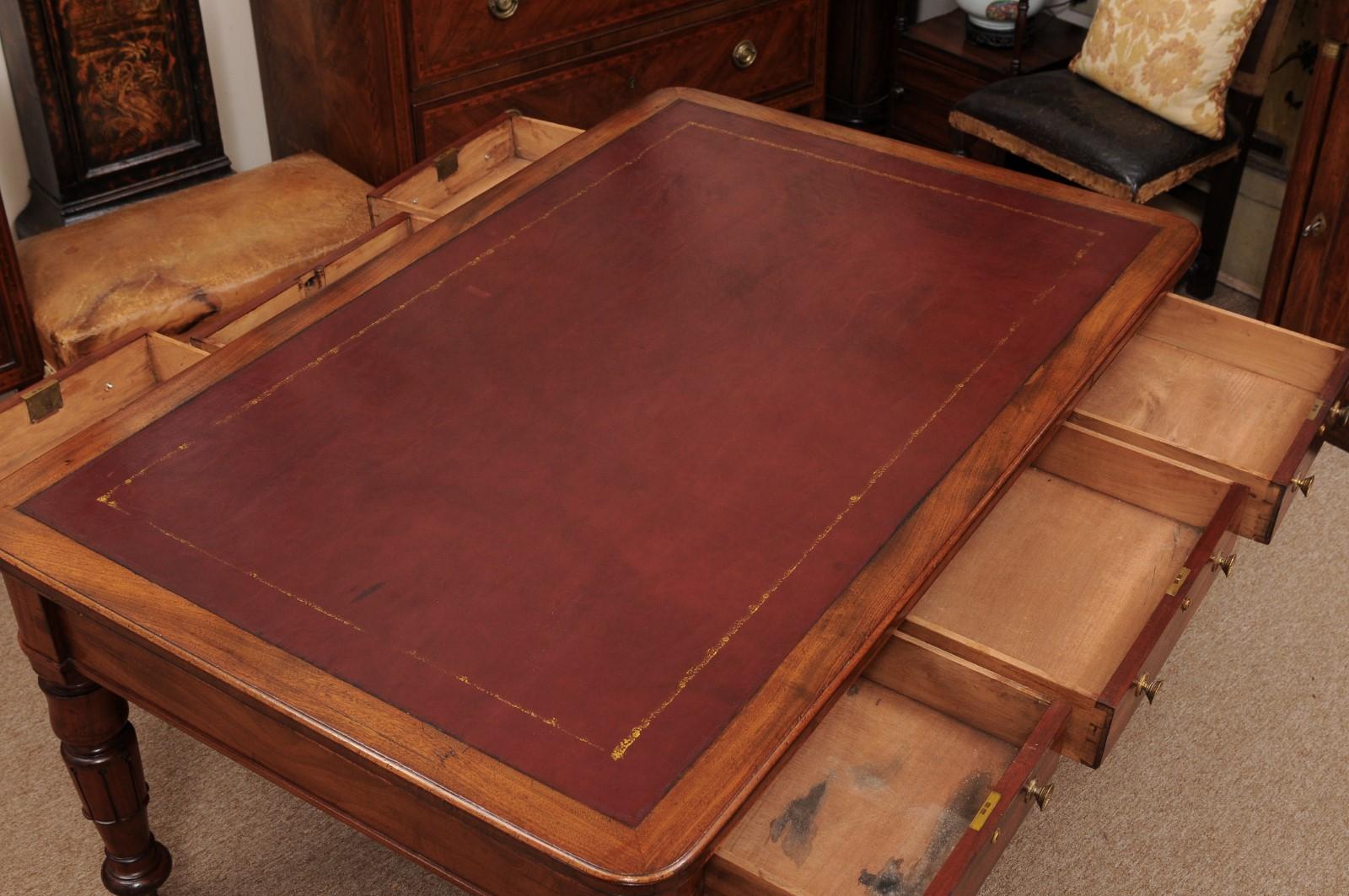 English 19th Century Writing Table /Partner’s Desk with Embossed Red Leather Top For Sale 4