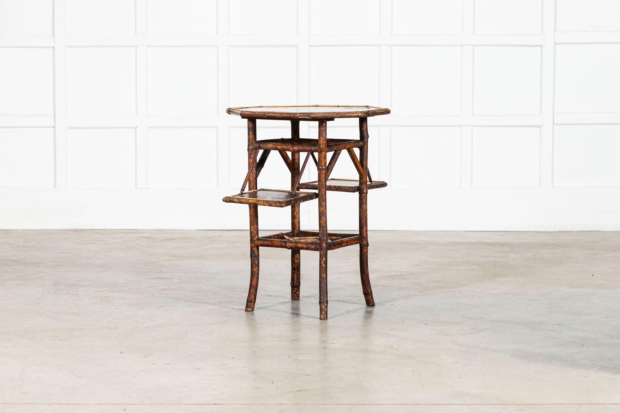 Table d'appoint octogonale en bambou laqué du XIXe siècle en vente 6