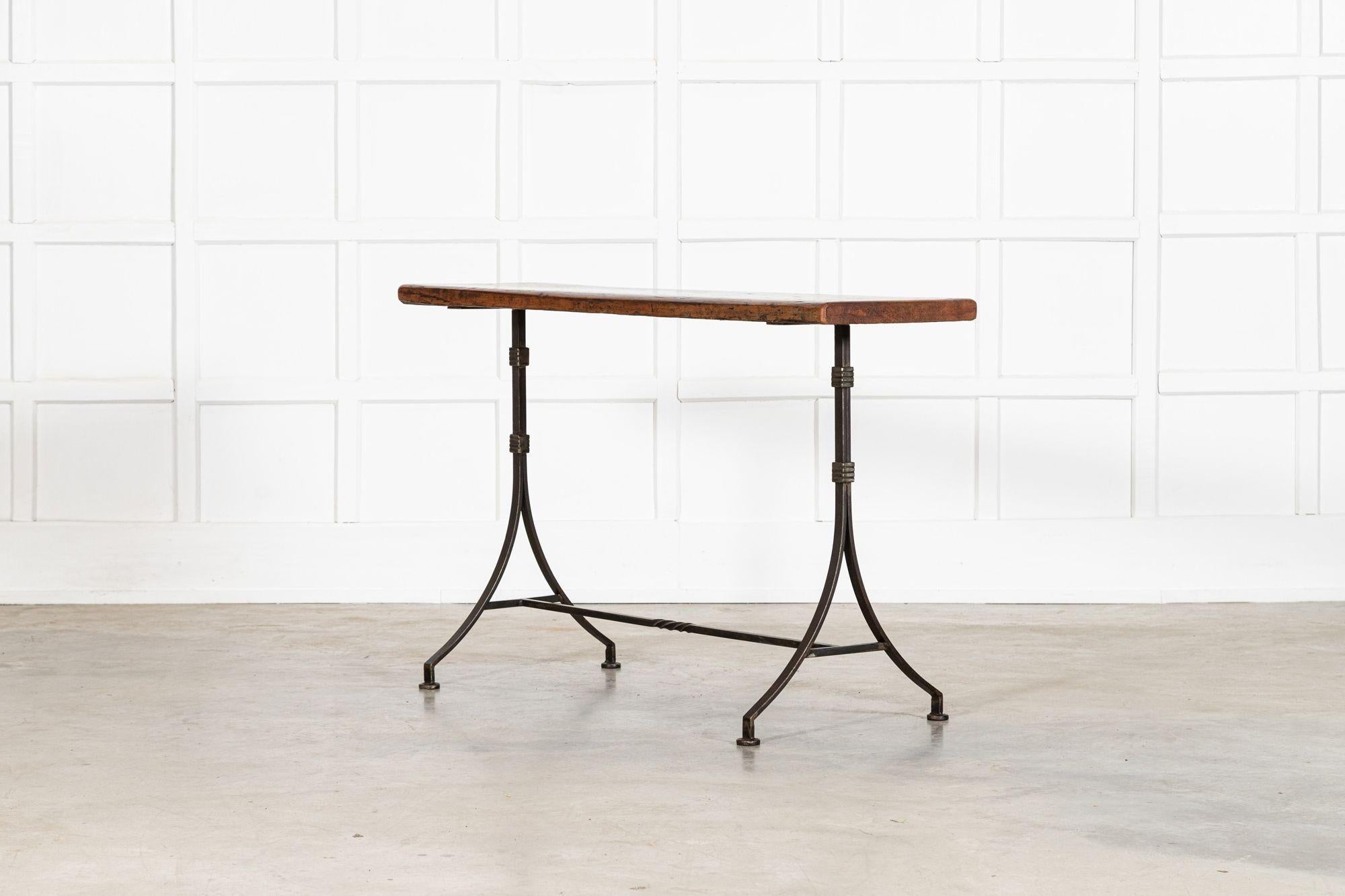 Orme Table console en fonte anglaise du 19ème siècle en vente