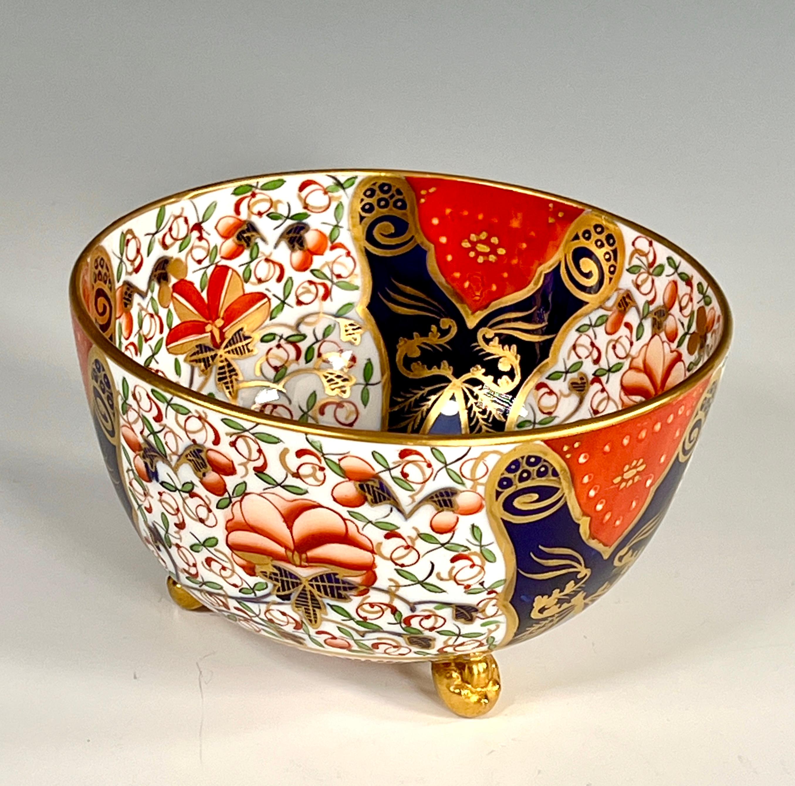 Anglais, 19e siècle. Service à thé décoré à la main « Imari » pour 8-26 pièces en vente 1