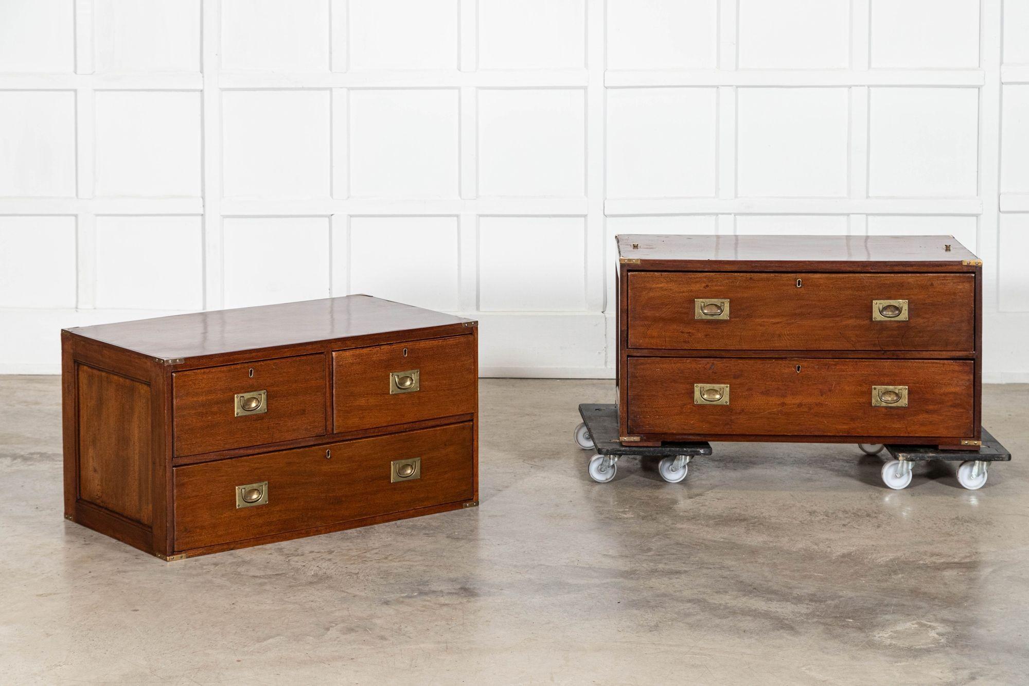 English 19thC Mahogany Campaign Chest in vendita 5