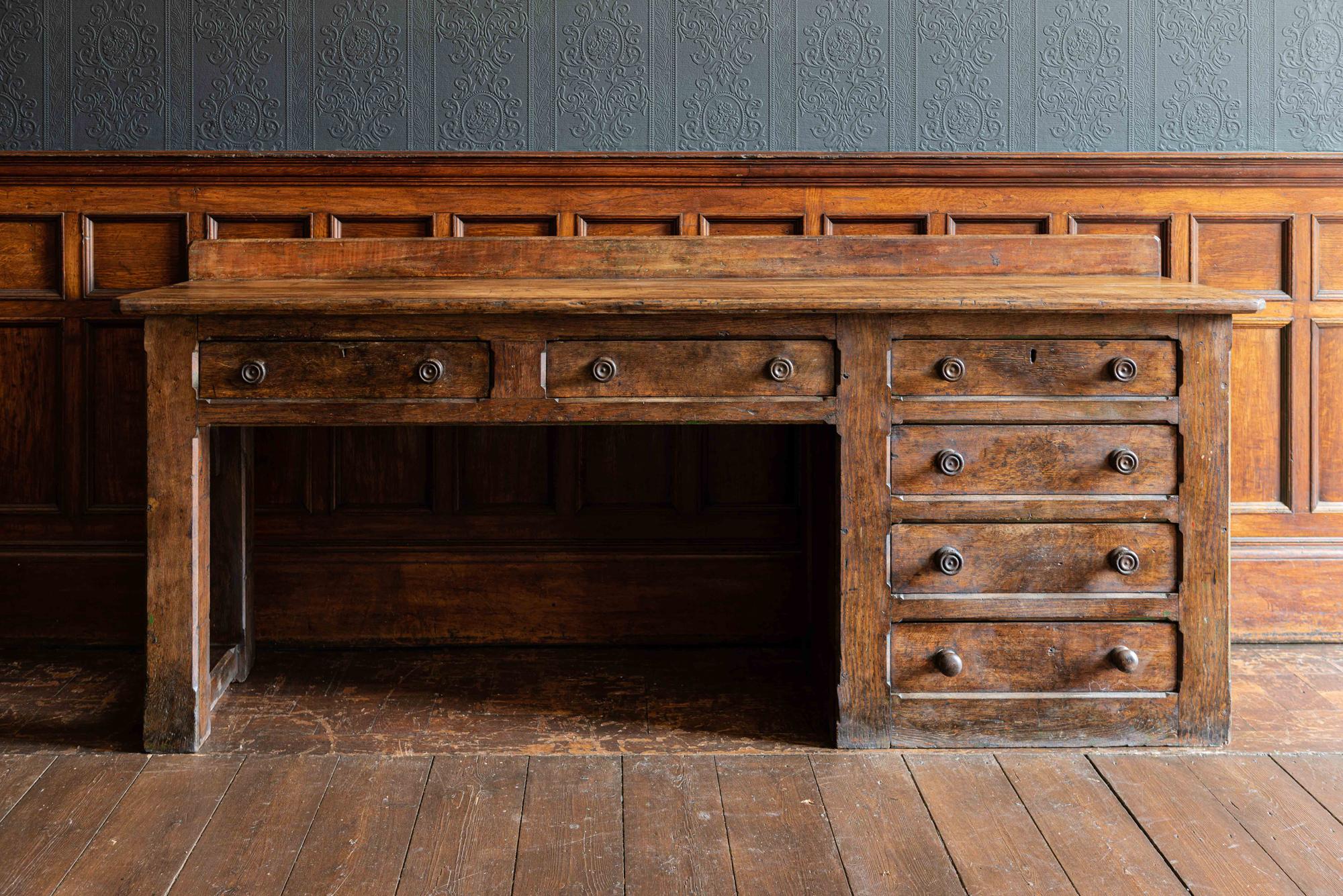 English 19th Century Oak Church Prep Table Counter In Good Condition In Staffordshire, GB