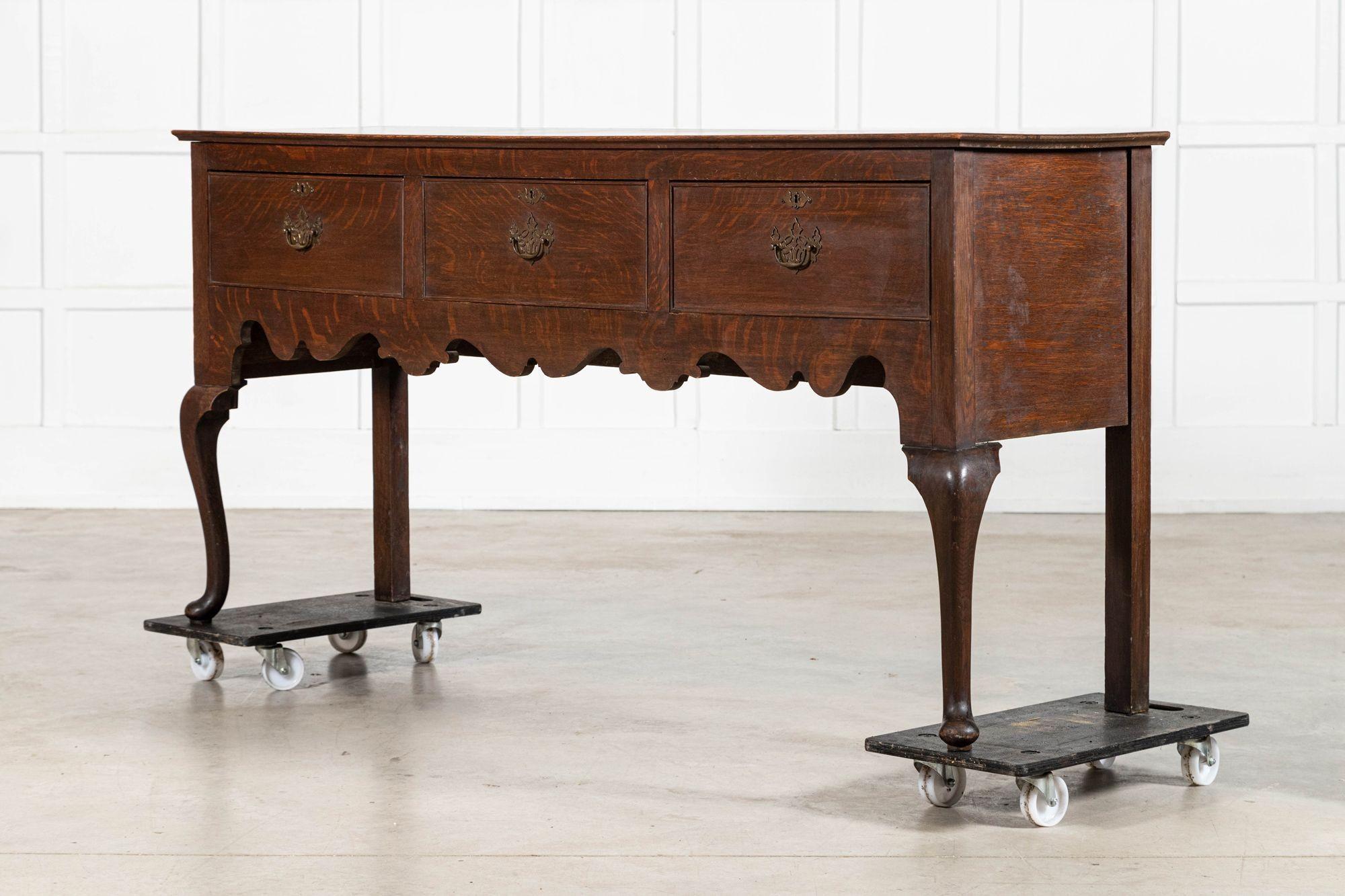 Base de cómoda inglesa de roble del siglo XIX en Bueno estado para la venta en Staffordshire, GB