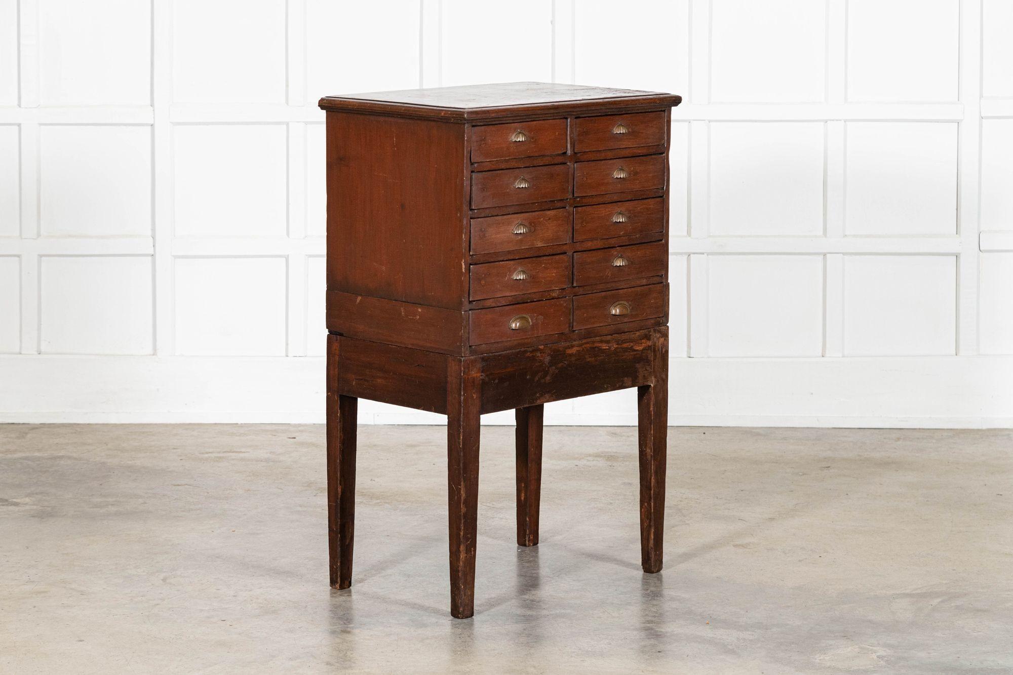 Cassetti in pino inglese del XIX secolo In condizioni buone in vendita a Staffordshire, GB