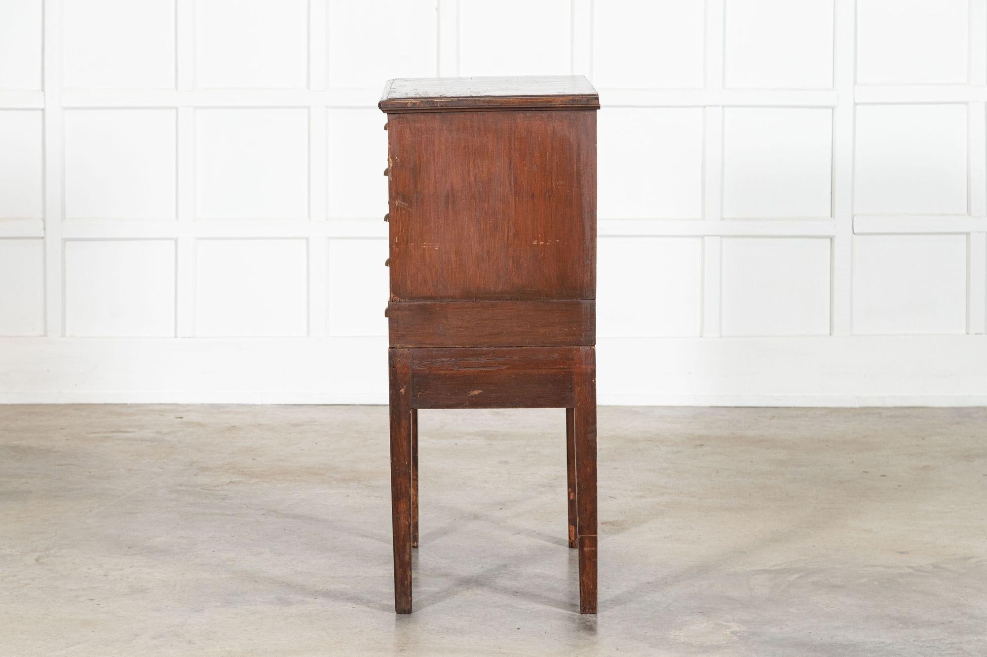 Cassetti in pino inglese del XIX secolo in vendita 3