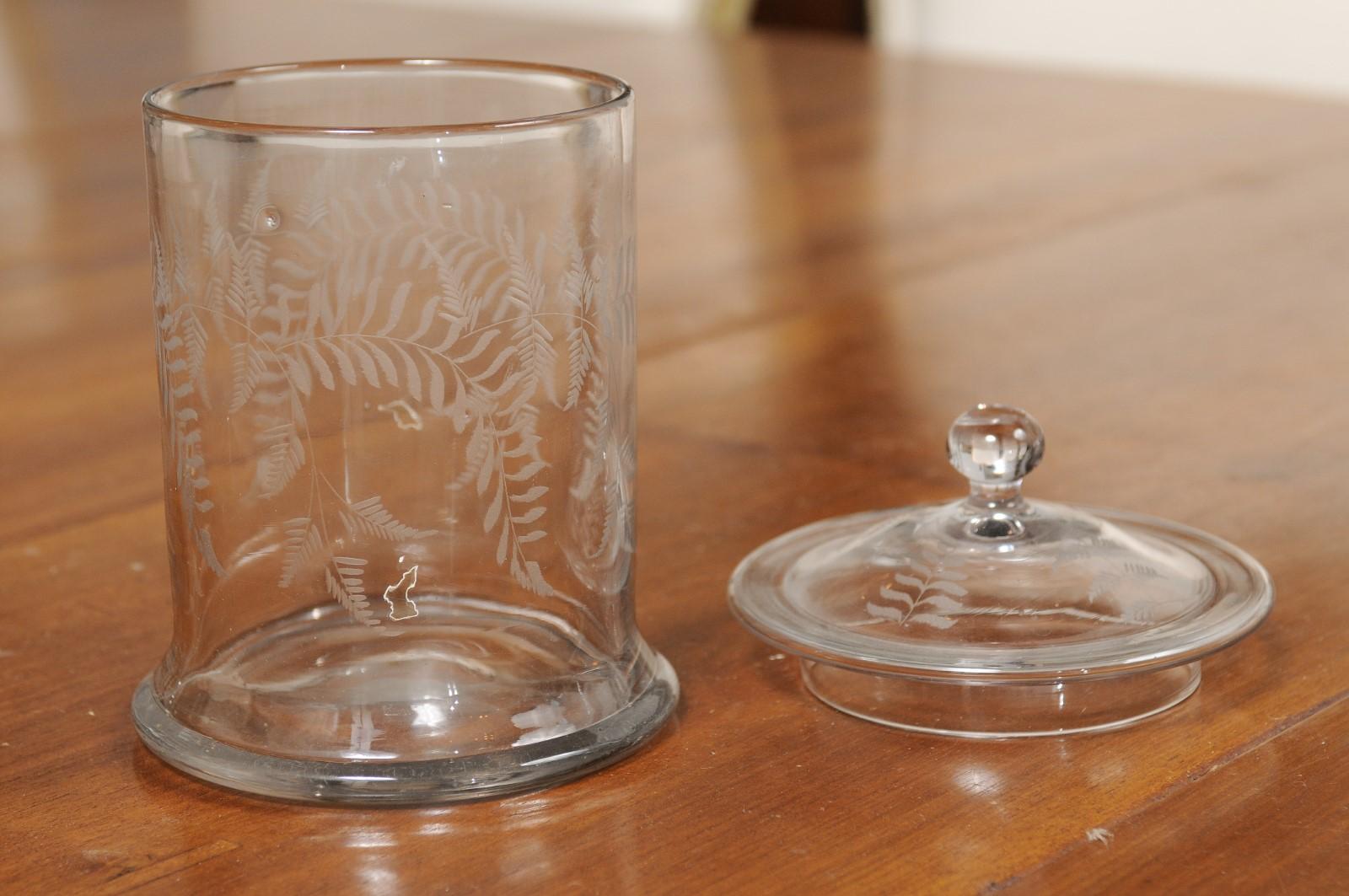 English 20th Century Biscuit Jar with Etched Foliage Motifs and Domed Lid 4