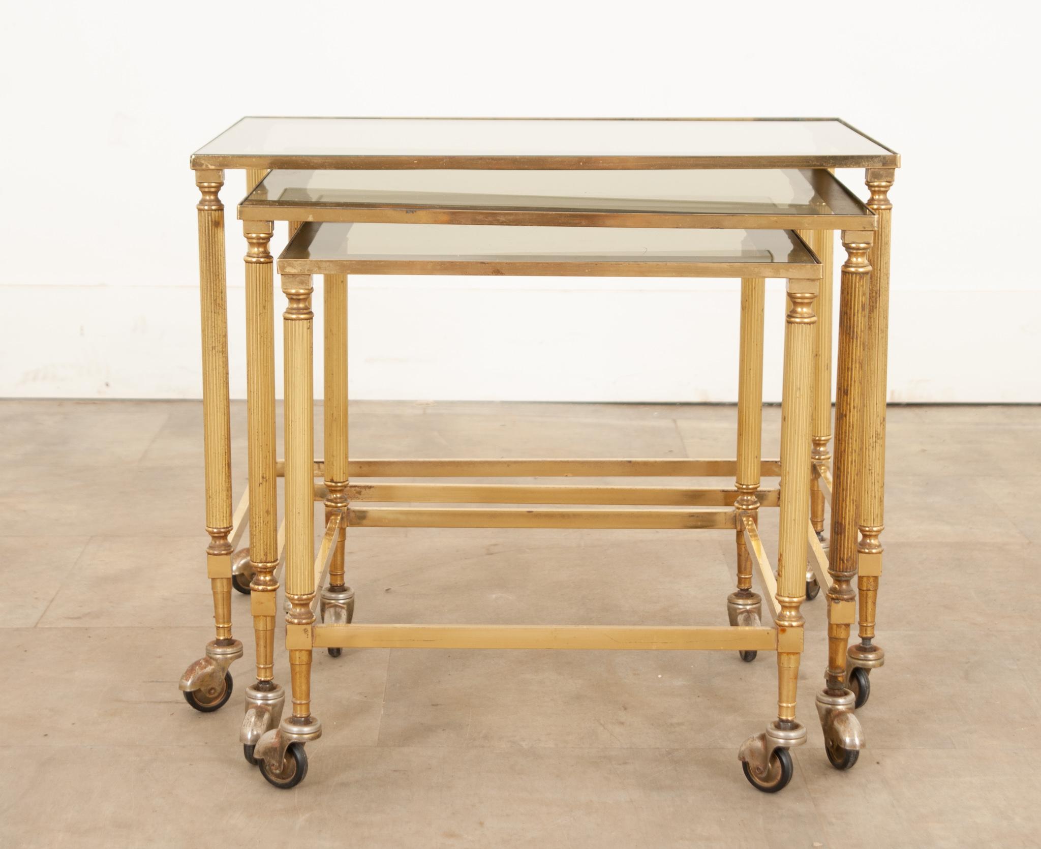 English 20th Century Brass & Glass Nesting Tables For Sale 1