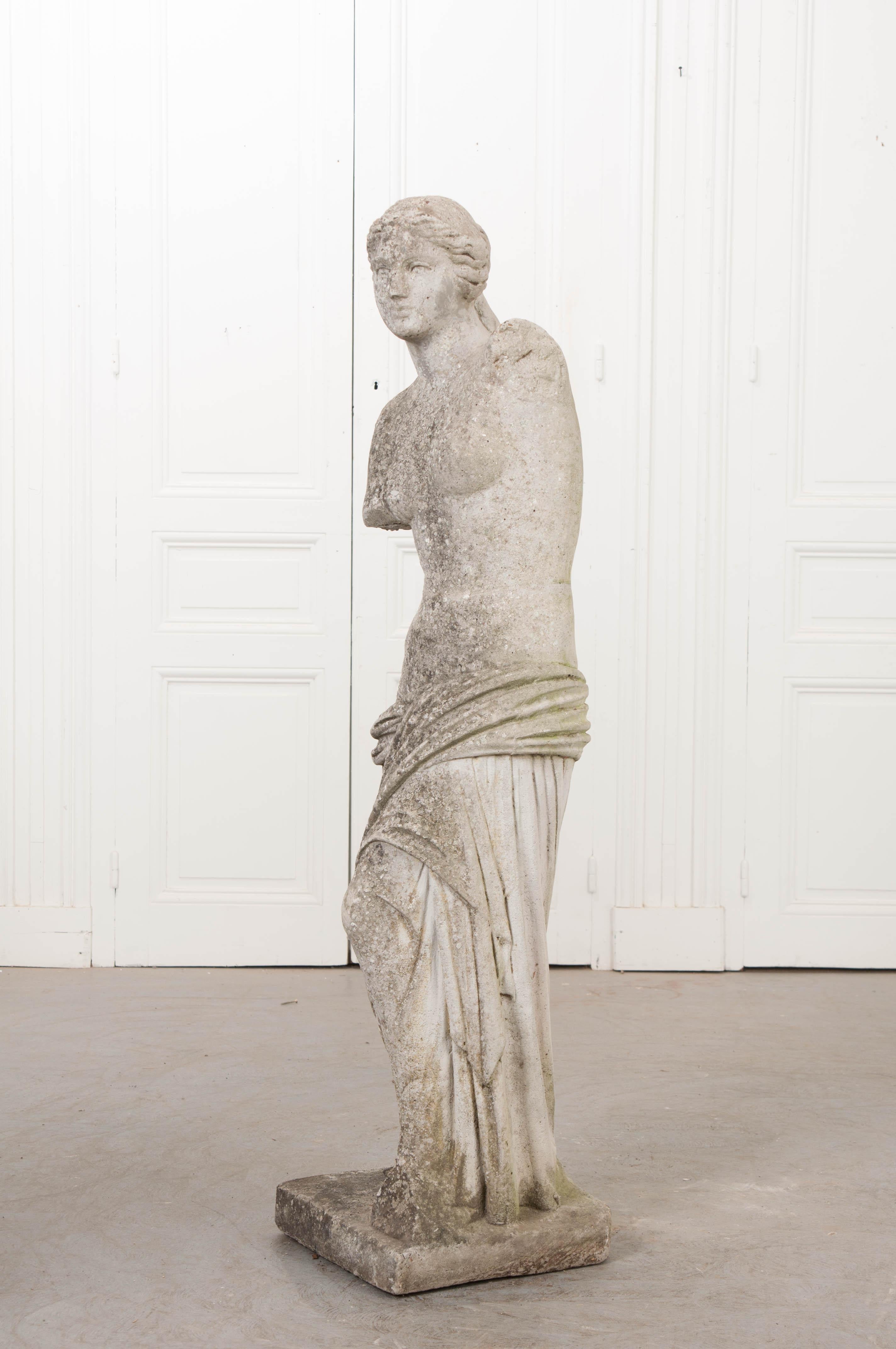English 20th Century Carved Stone Statue of Venus de Milo In Good Condition In Baton Rouge, LA