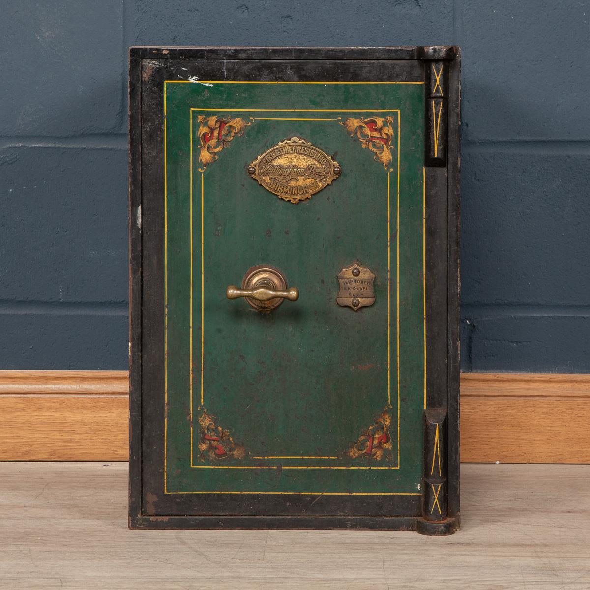 English 20th Century Fire Proof Safe, c.1930 In Good Condition In Royal Tunbridge Wells, Kent