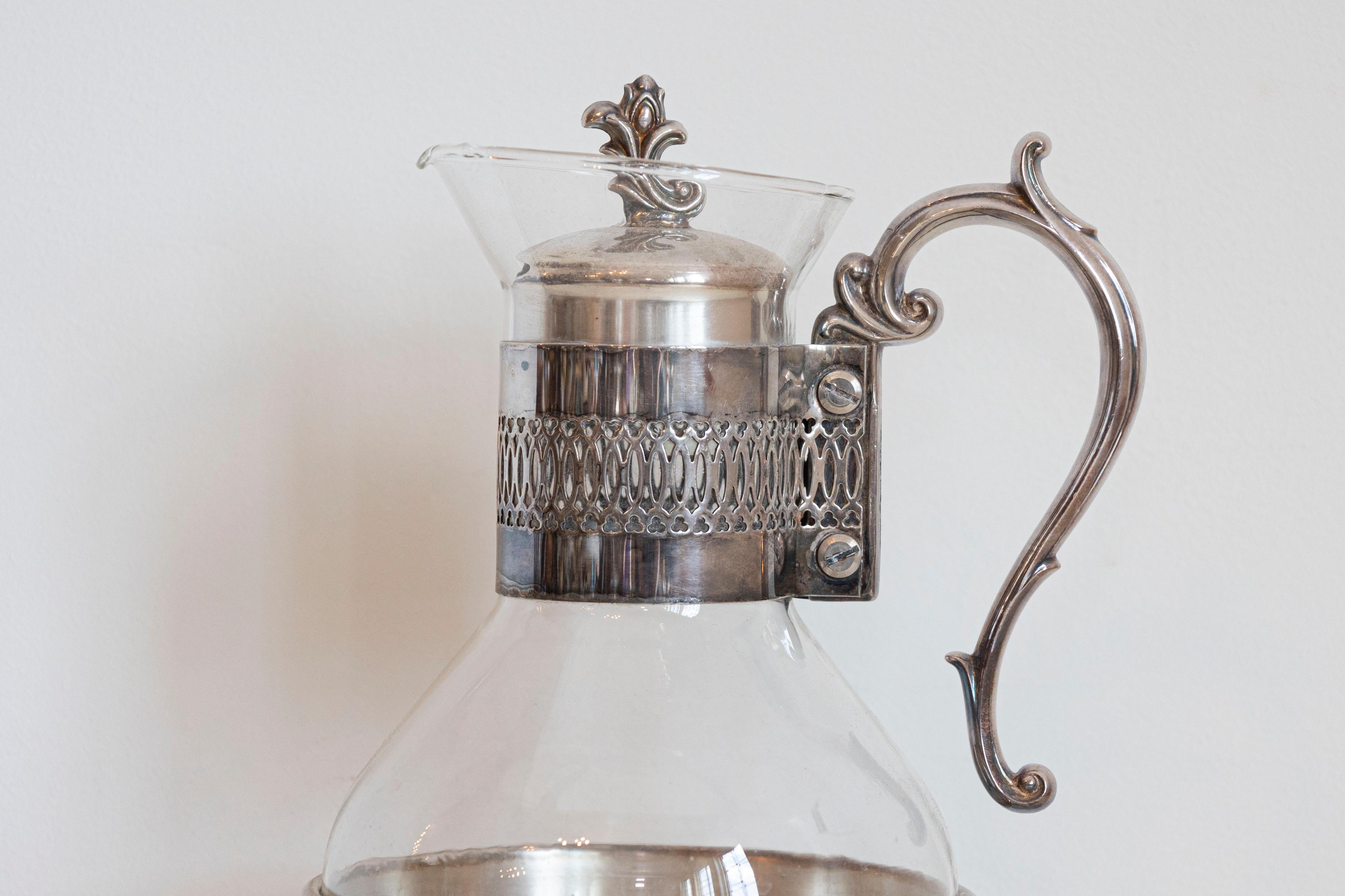 English 20th Century Glass and Silver Coffee Pitcher with Cabriole Legs In Good Condition For Sale In Atlanta, GA