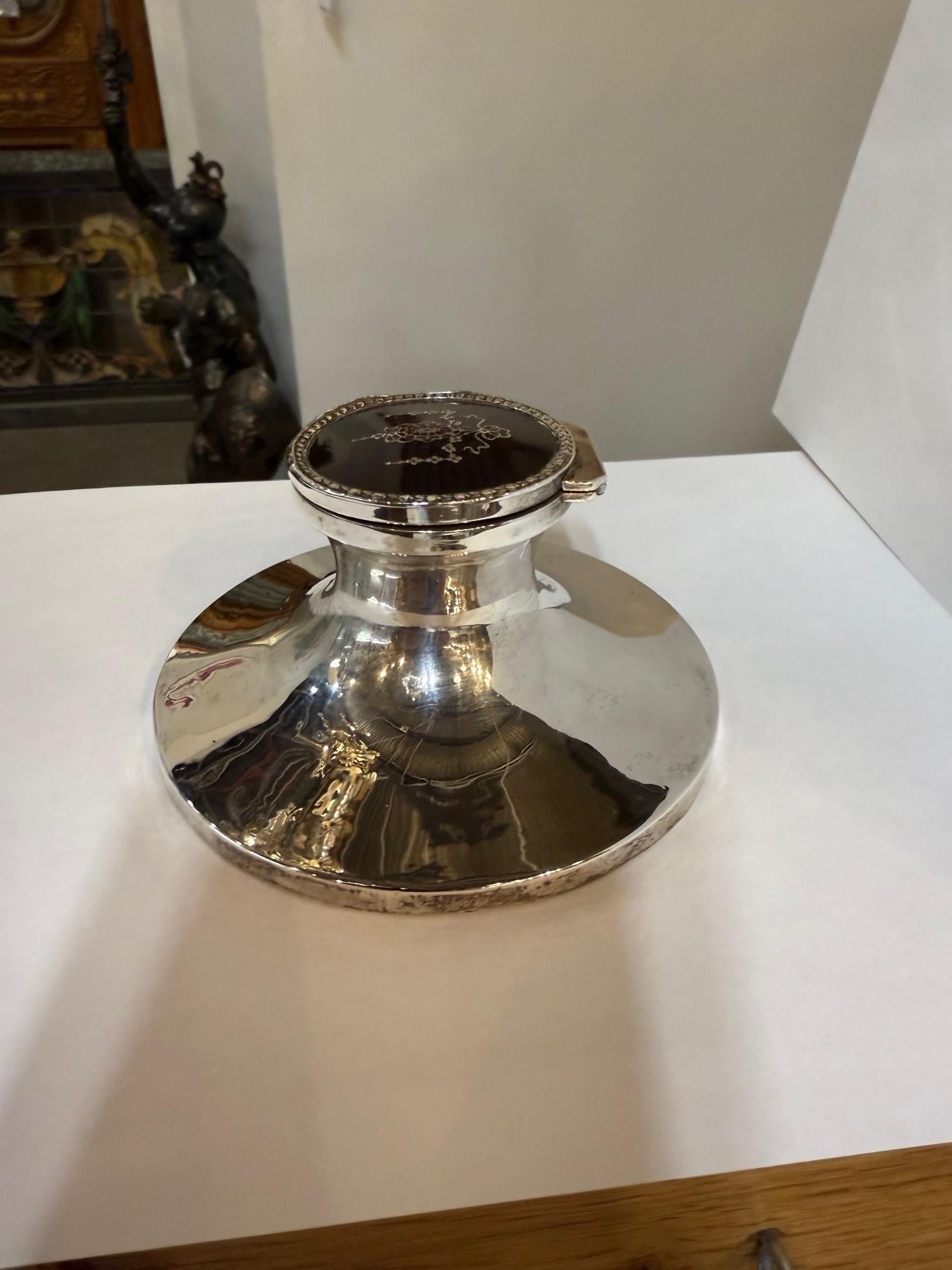 English 20th Century Sterling Silver and Tortoise Shell Inkwell For Sale 5