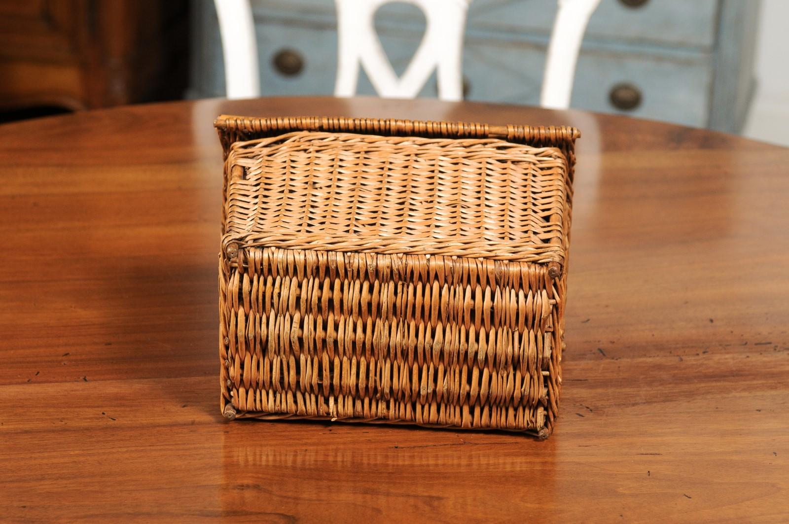 English 20th Century Wicker Basket with Arching Lift Top and Petite Rod 1