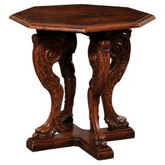 Table octogonale anglaise 27" de style Gueridon, joliment sculptée avec des pieds en forme d'animaux