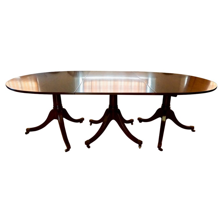 English 3 Pedestal Georgian Style Dining Table with 2 Original Leaves For Sale