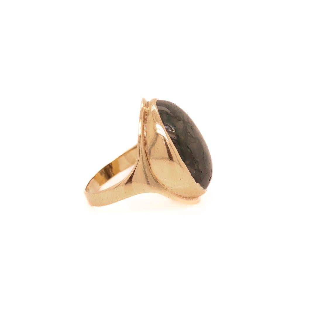 English 9ct Gold & Moss Agate Cabochon Signet Type Ring 2
