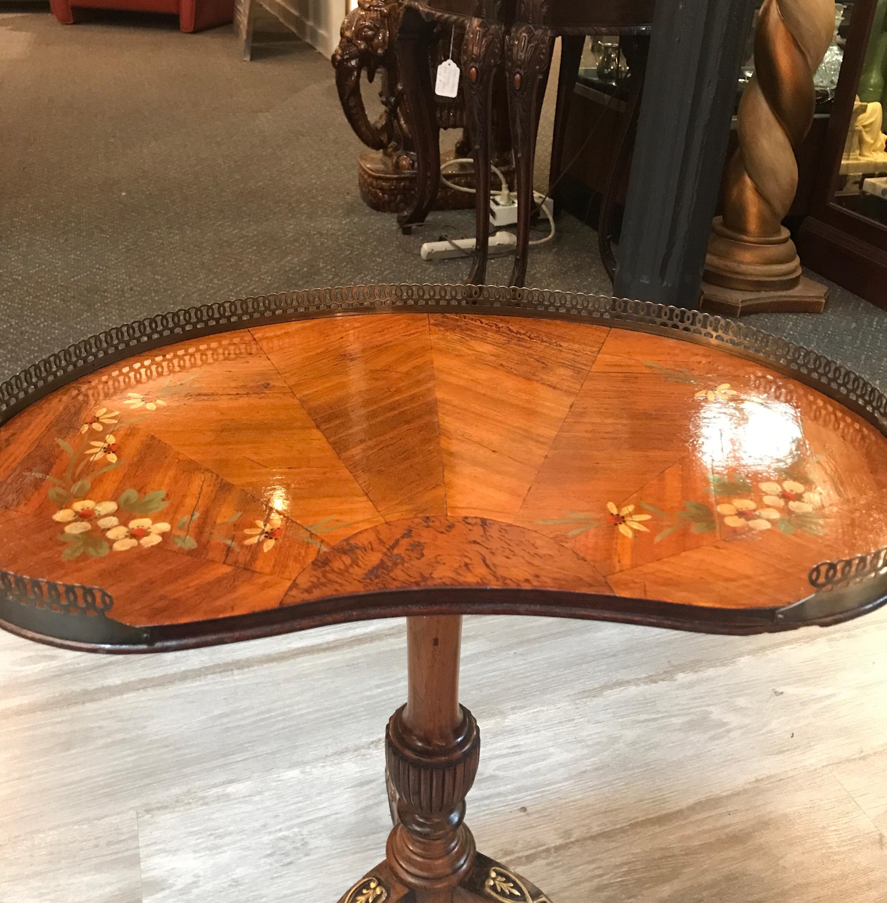 English Adam Style Carved Drinks Table 6