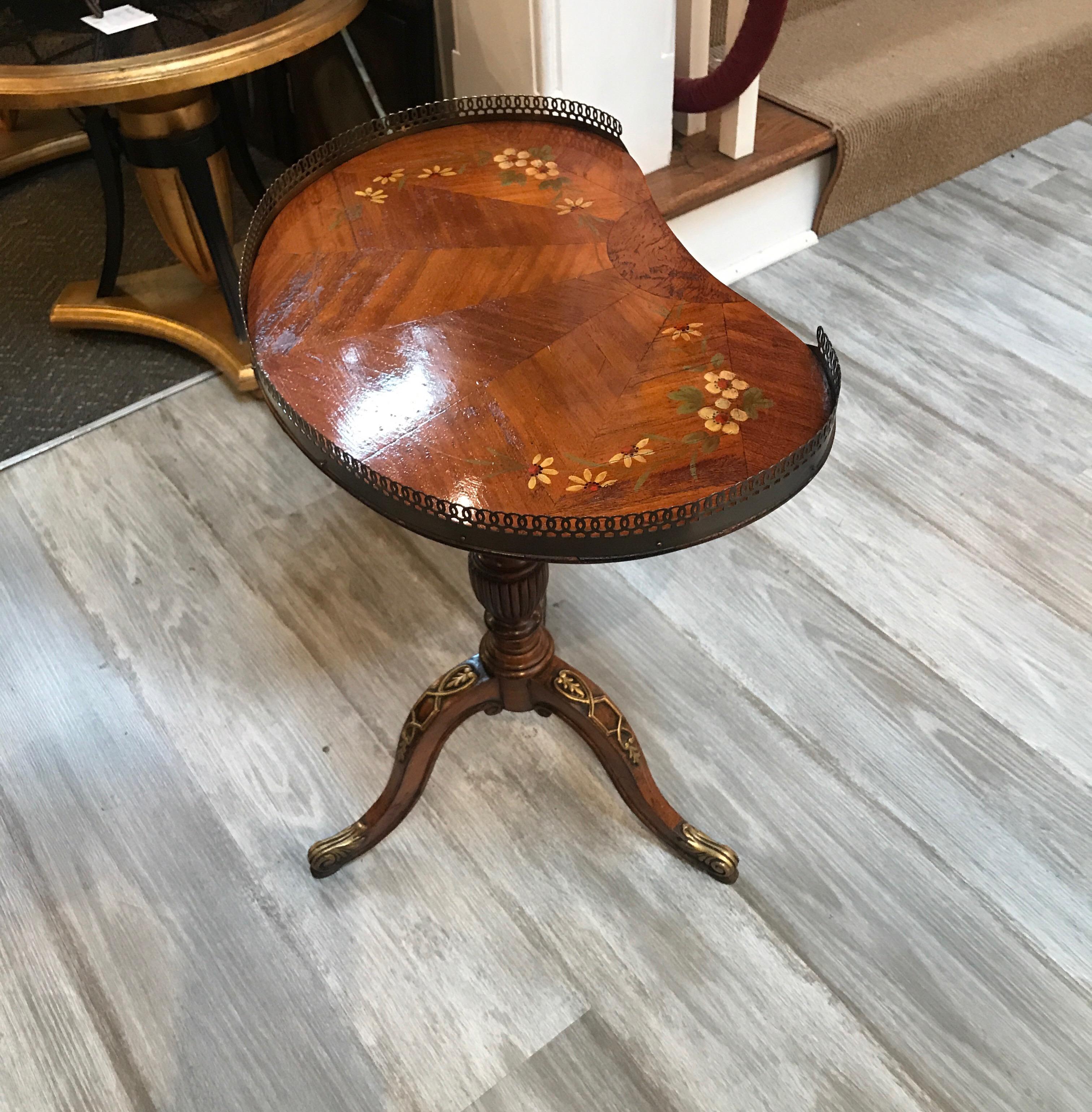 English Adam Style Carved Drinks Table 2