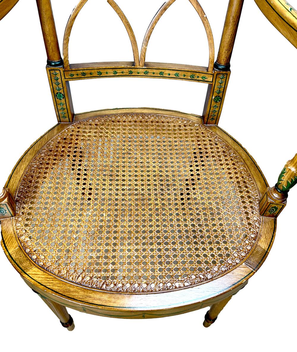 Sillón Inglés Estilo Adam Pintado a Mano y Decorado con Asiento de Caña siglo XX en venta