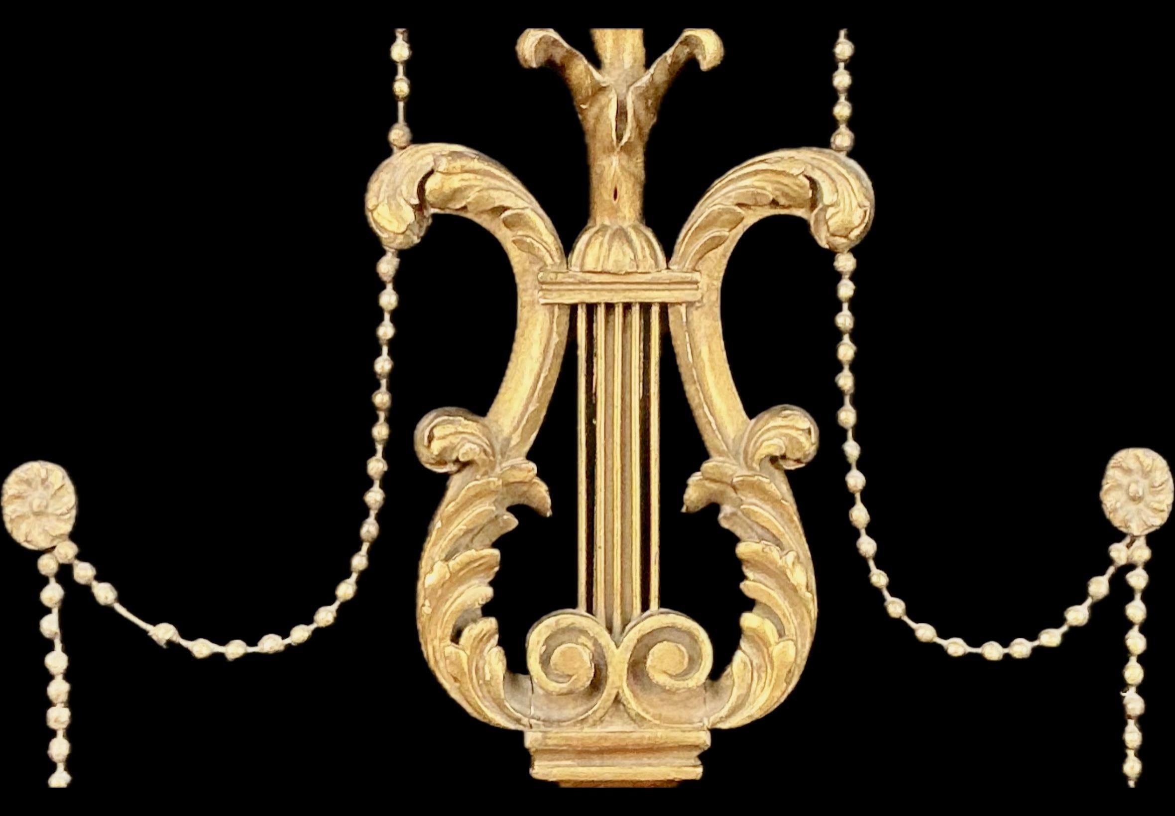 Englisch Adams Stil Giltwood Girandole Wandleuchter (Neoklassisch) im Angebot
