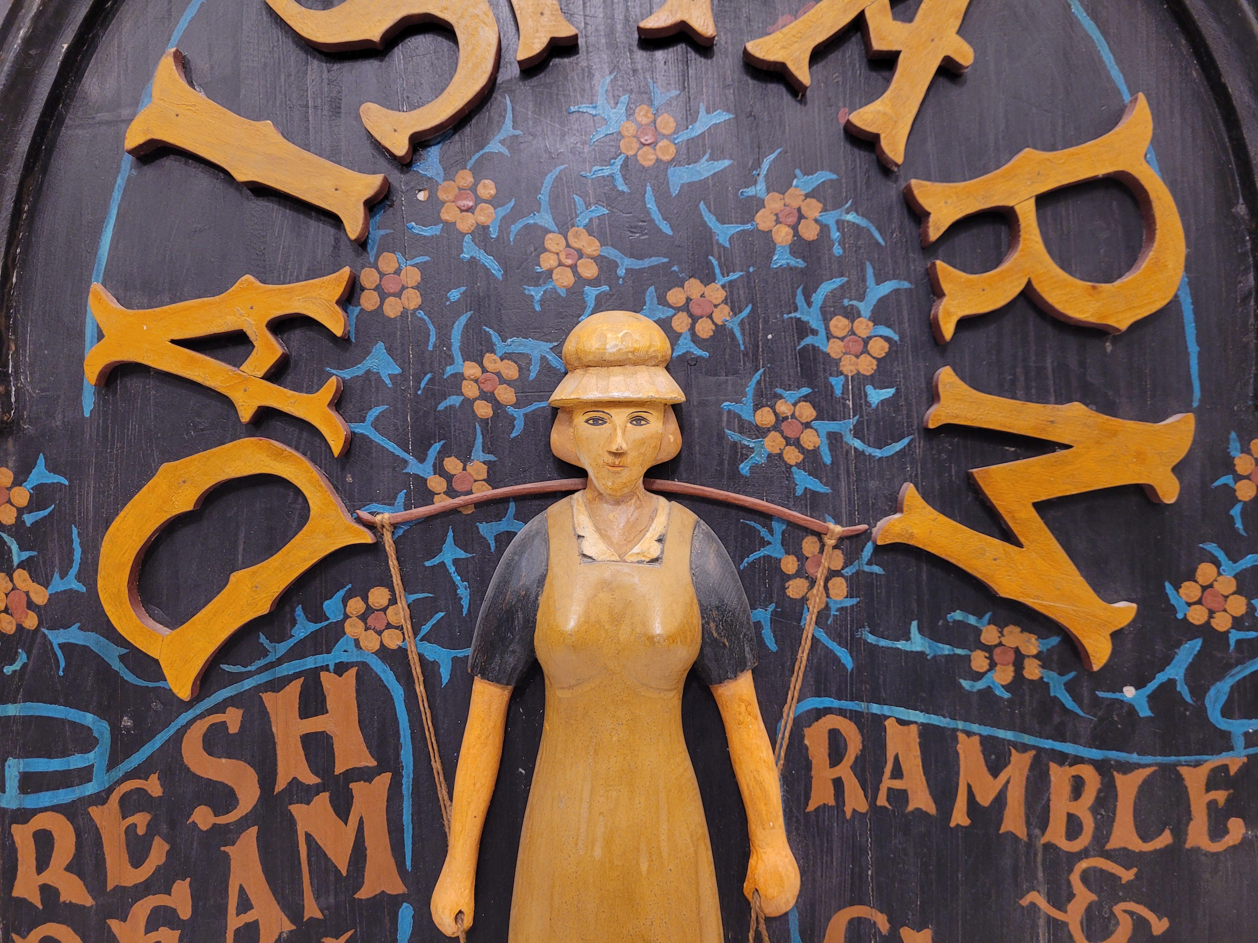 Affiche ou enseigne publicitaire anglaise en bois sculpté peint Daisy Farm en vente 6
