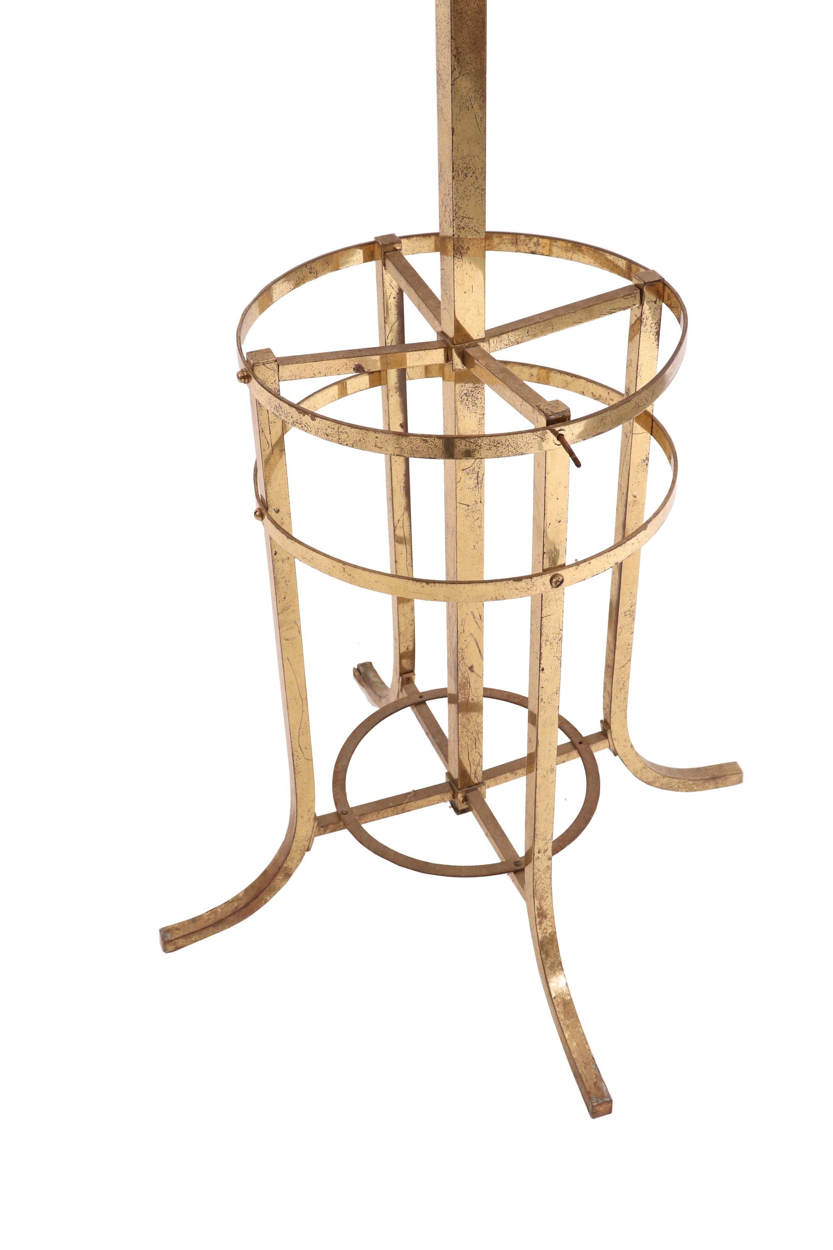 English Aesthetic Movement Brass Hat Stand In Good Condition For Sale In New York, NY