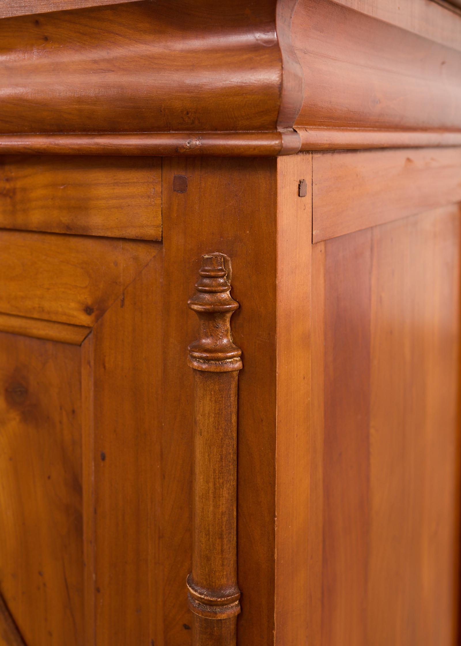 Credenza Buffet con piano in marmo di bambù finto dell'Aesthetic Movement inglese in vendita 9