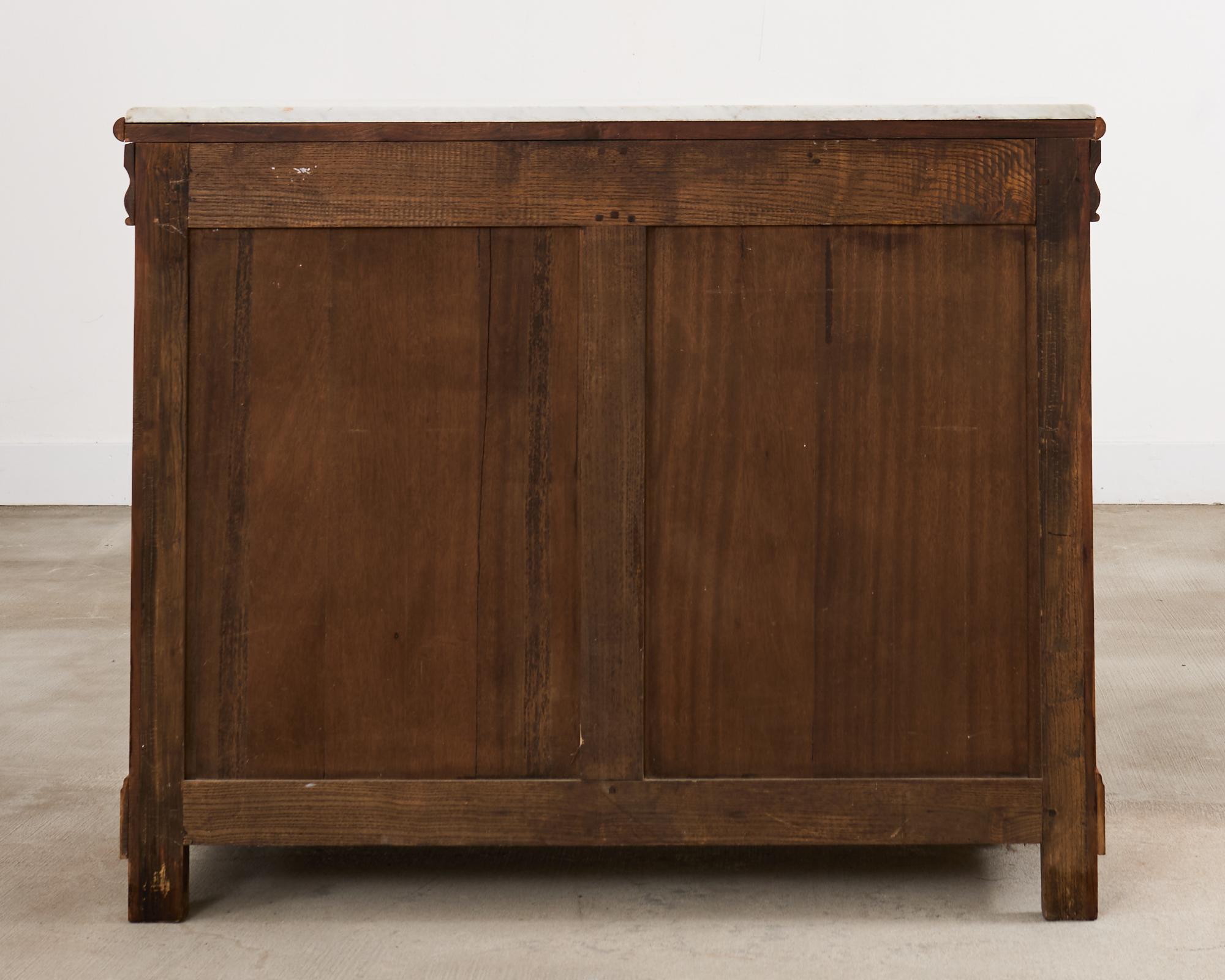 Credenza Buffet con piano in marmo di bambù finto dell'Aesthetic Movement inglese in vendita 11