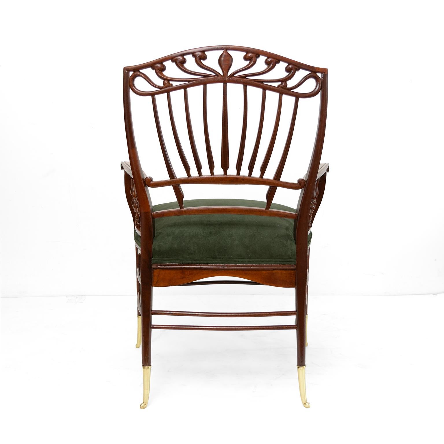 English Aesthetic Movement, Mahagoni Sessel mit Wildleder Sitz im Zustand „Hervorragend“ im Angebot in New York, NY
