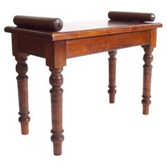 Antique English Aesthetic Movement Petite Chestnut Hall Bench or Window Seat, circa 1880