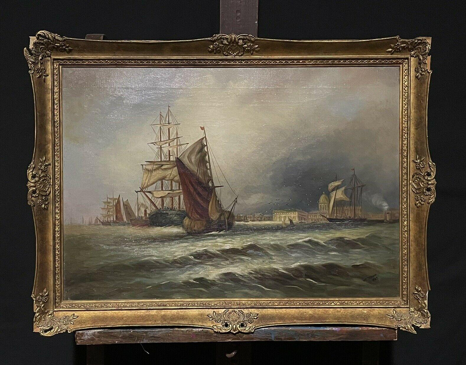 Peinture à l'huile ancienne signée et datée de 1903 - Busy Shipping River Port City Buildings - Painting de English Antique