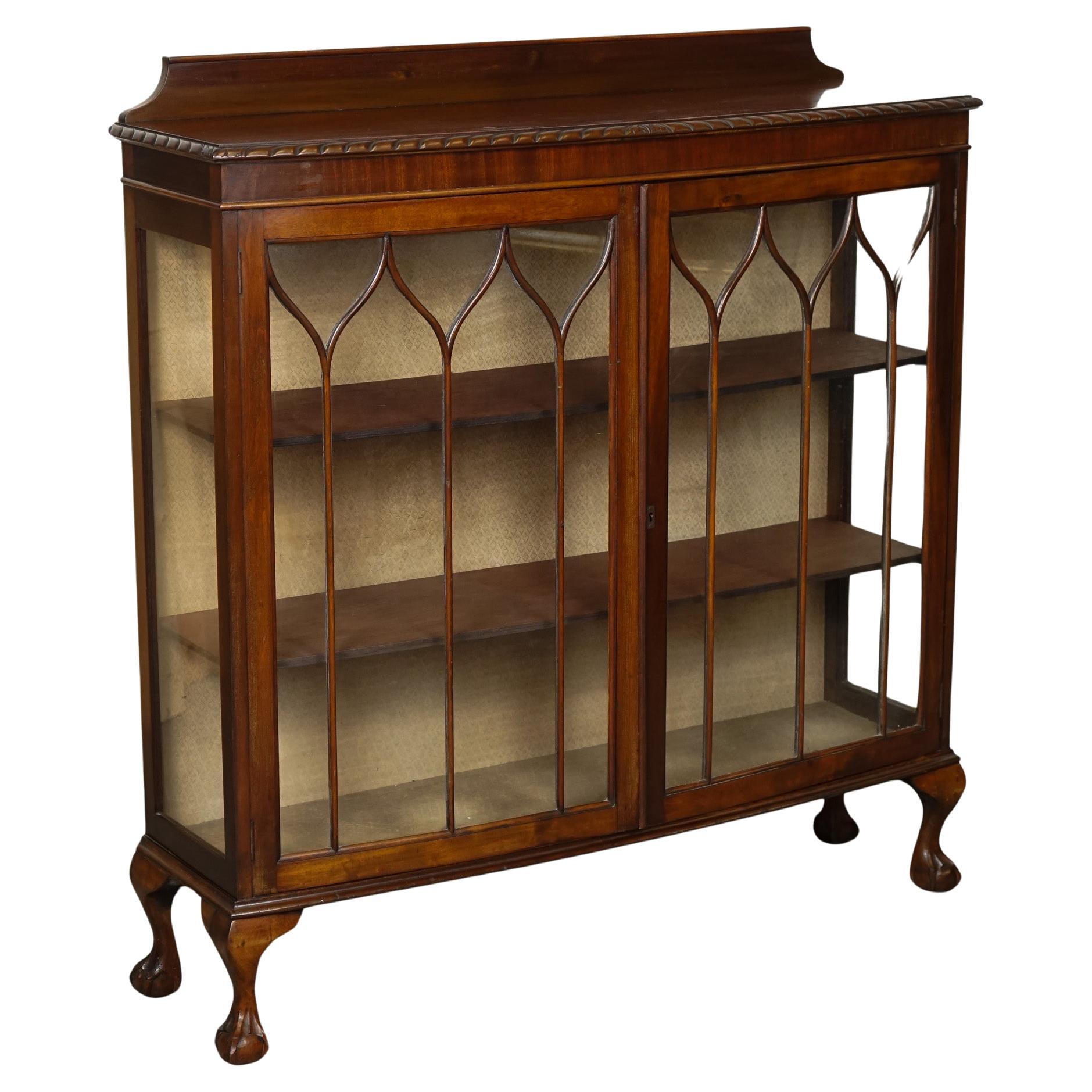 ENGLISH ANTIQUE 1920s CHINA DISPLAY CABINET BOOKCASE GLAZED CLAW ON BALL FEET J1 For Sale