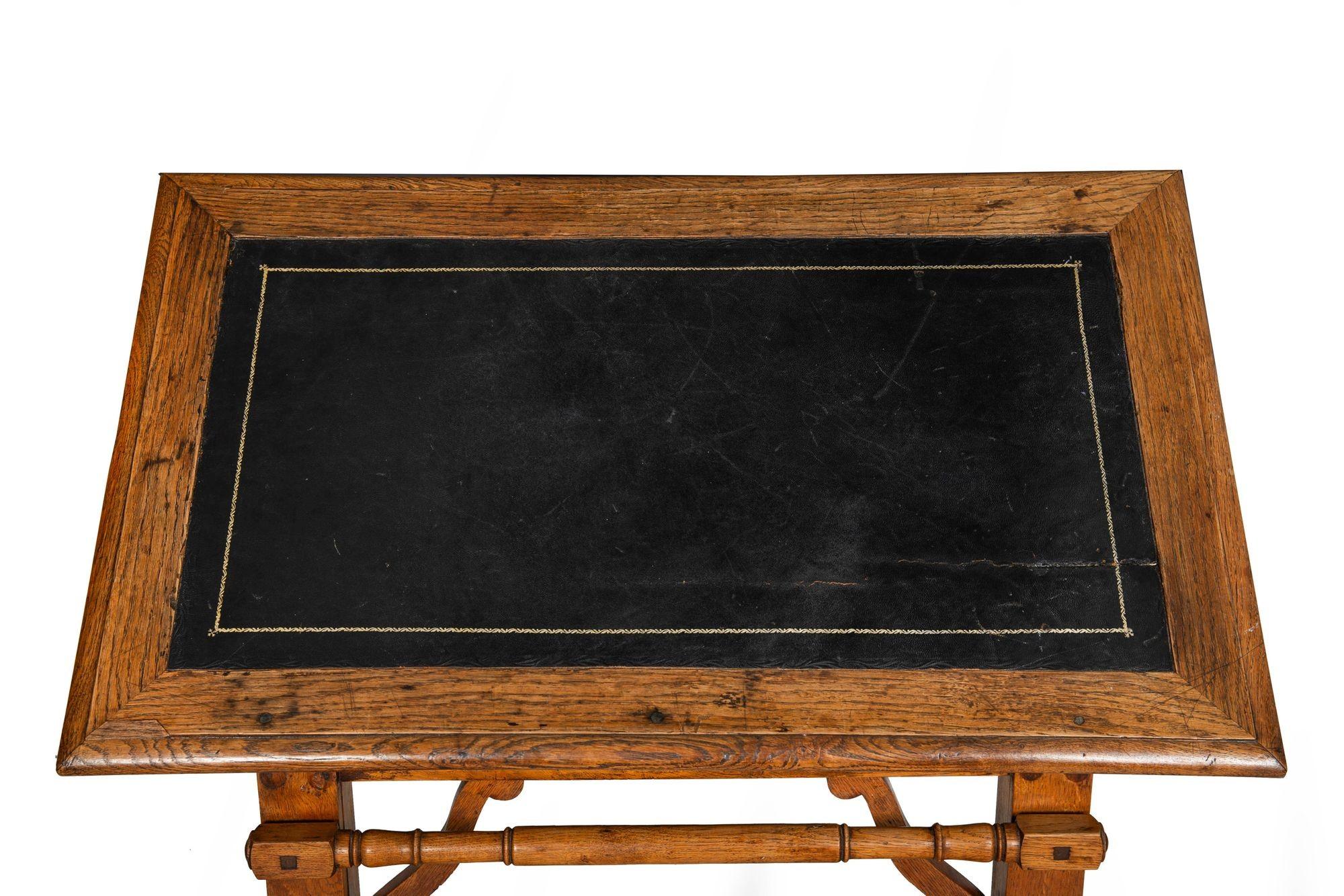 Cuir Ancien bureau d'architecte réglable en hauteur Table à dessin circa 1870 en vente
