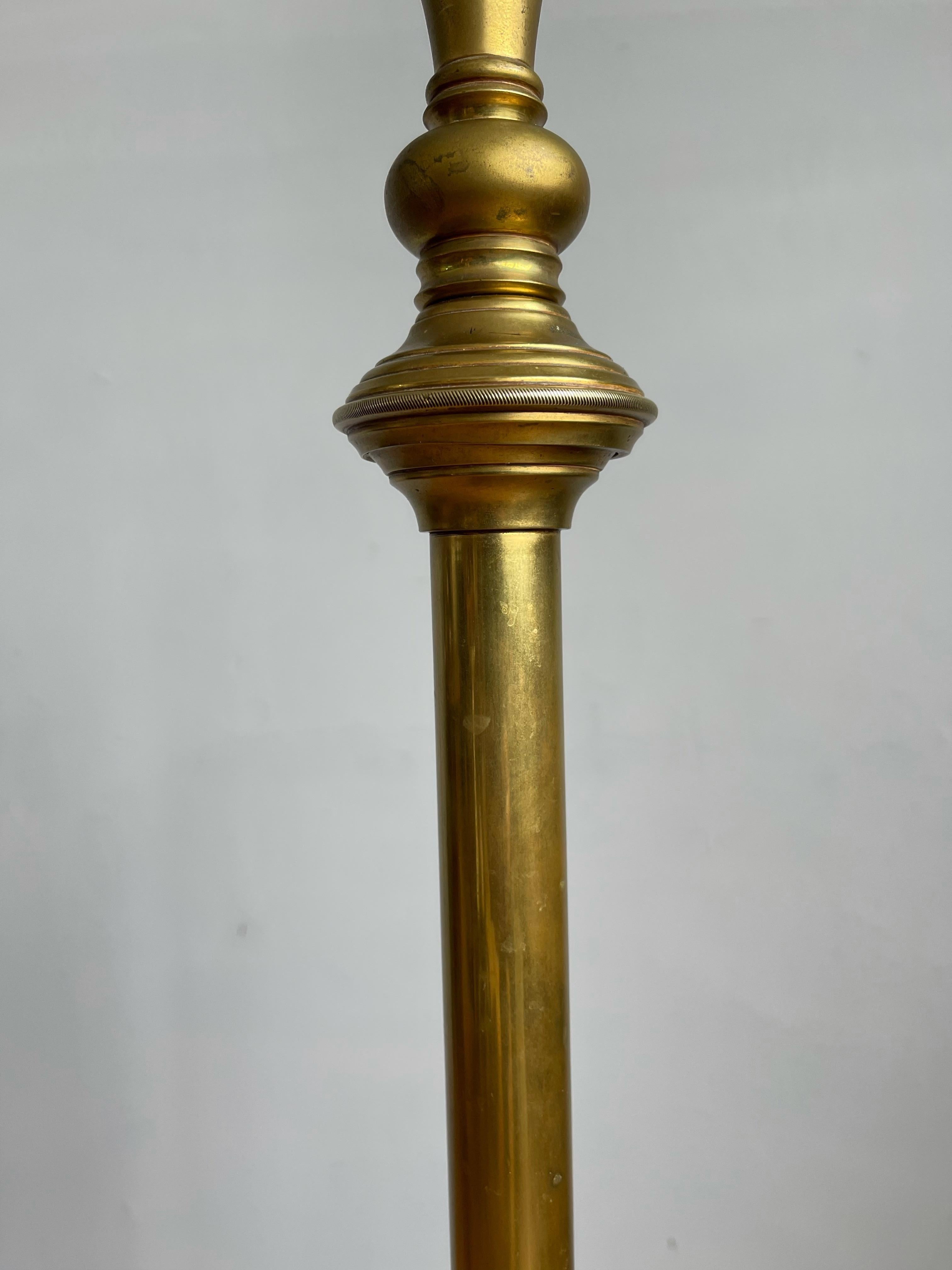 W.A.S. Benson, Antique and Stylish Arts & Crafts Floor Lamp in Bronze circa 1880 For Sale 12