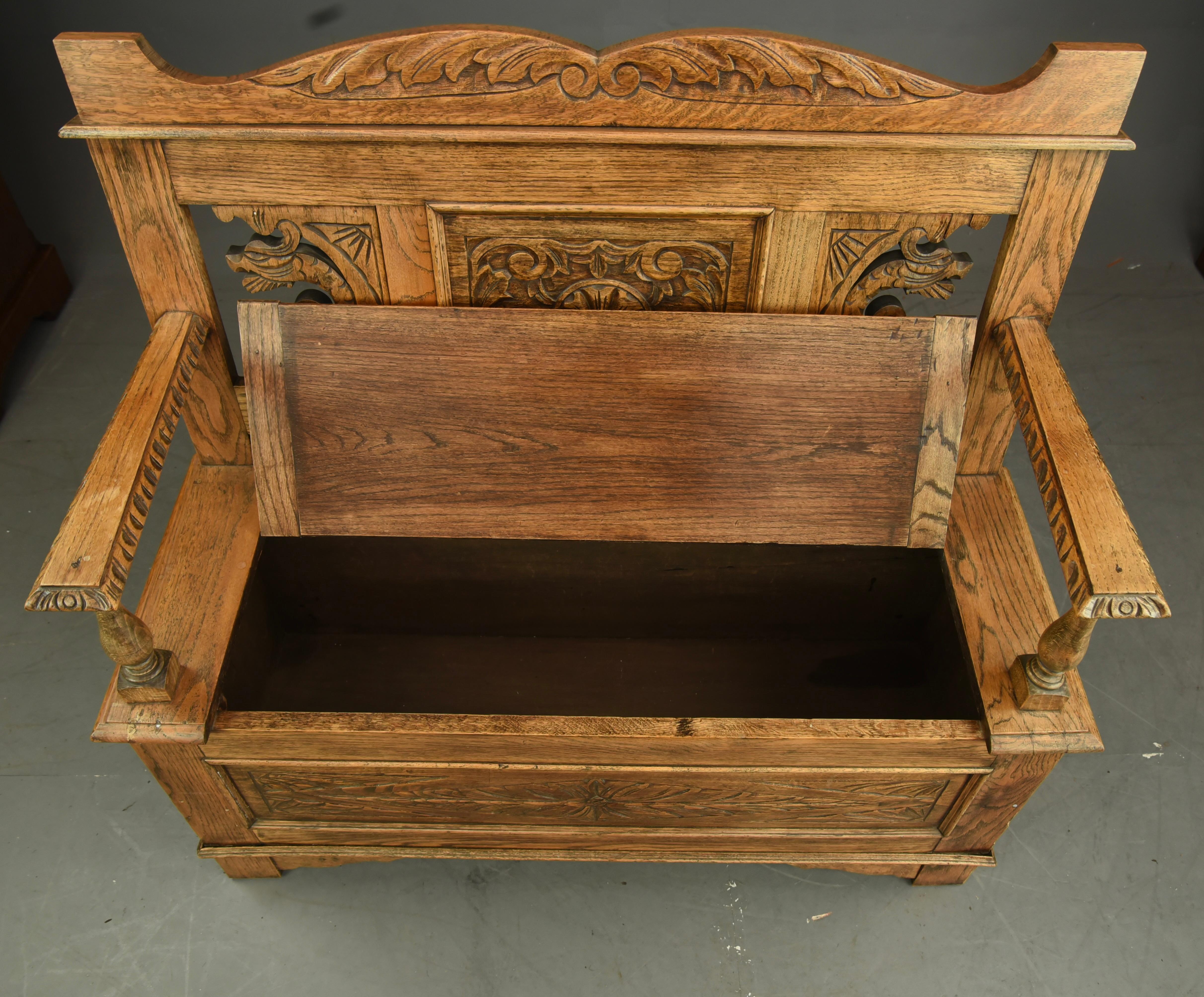 Late 19th Century English antique carved oak hall bench