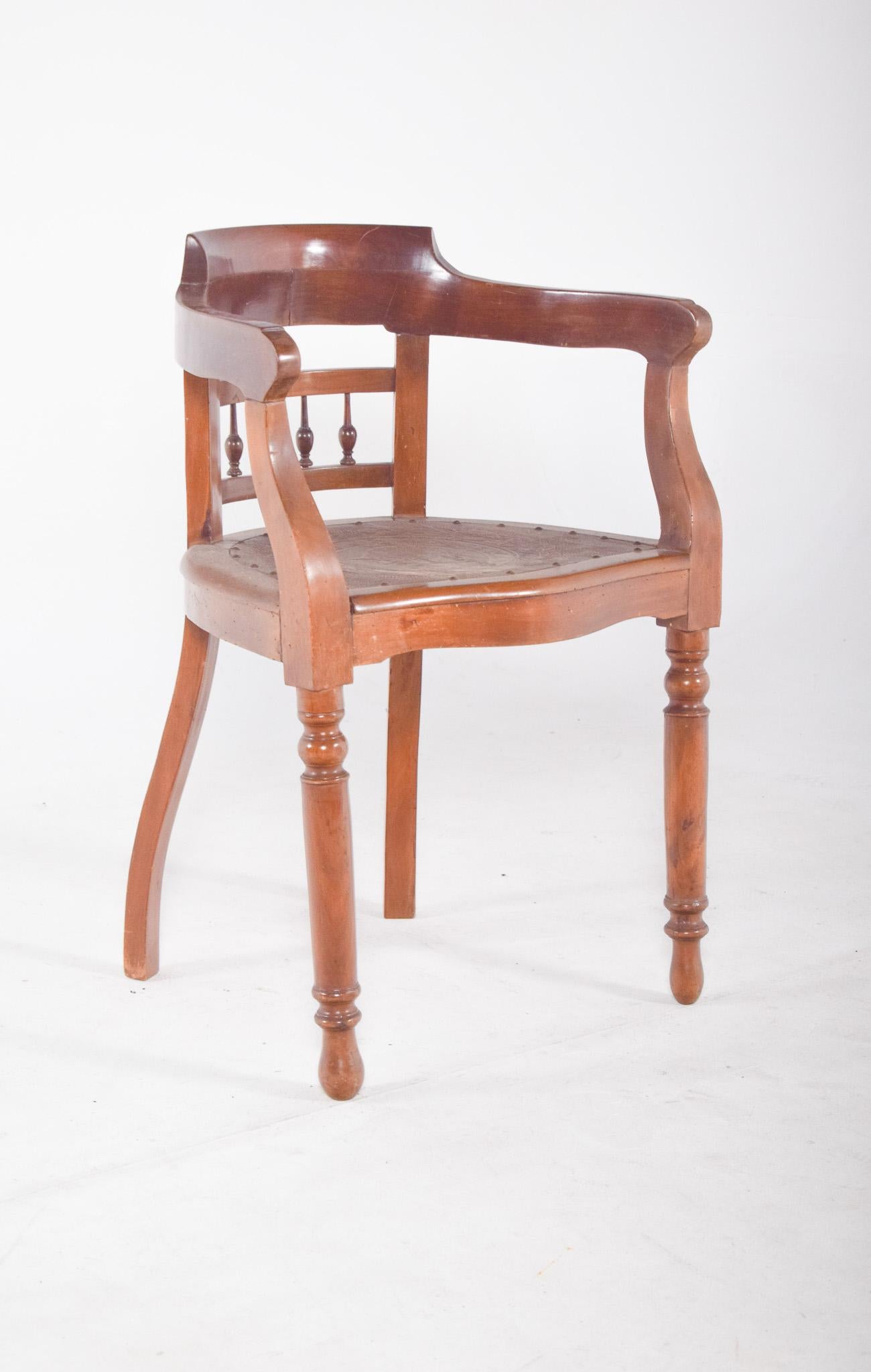 Anglais Fauteuil de bureau anglais ancien en vente