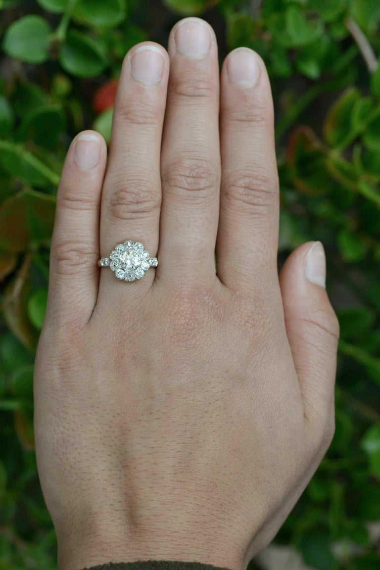engagement ring diamond cluster
