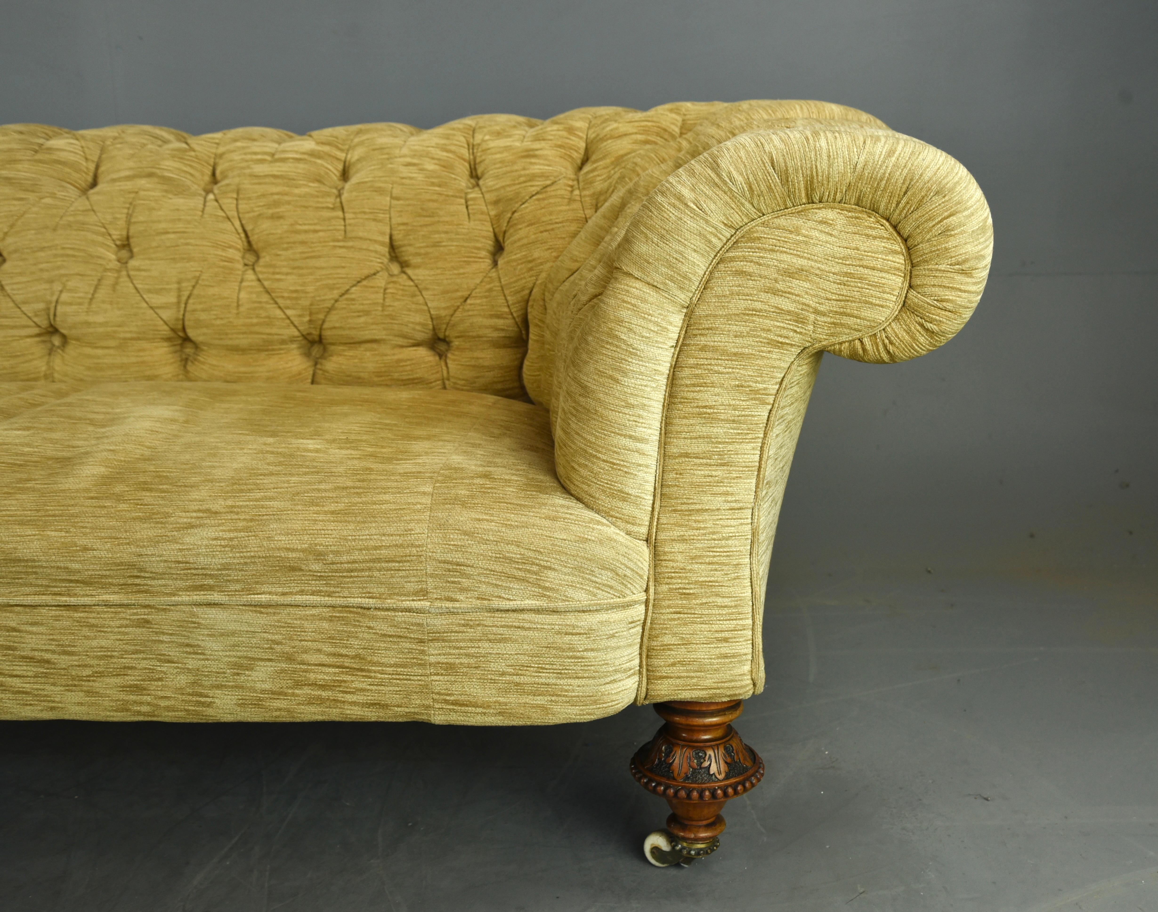 This is an extremely style Mid Victorian Chesterfield sofa that will seat 3 to 4 people with comfort.
The Chesterfield stands on four wonderful turned and carved walnut legs terminating with brass and porcelain cup castors.
It is in fantastic