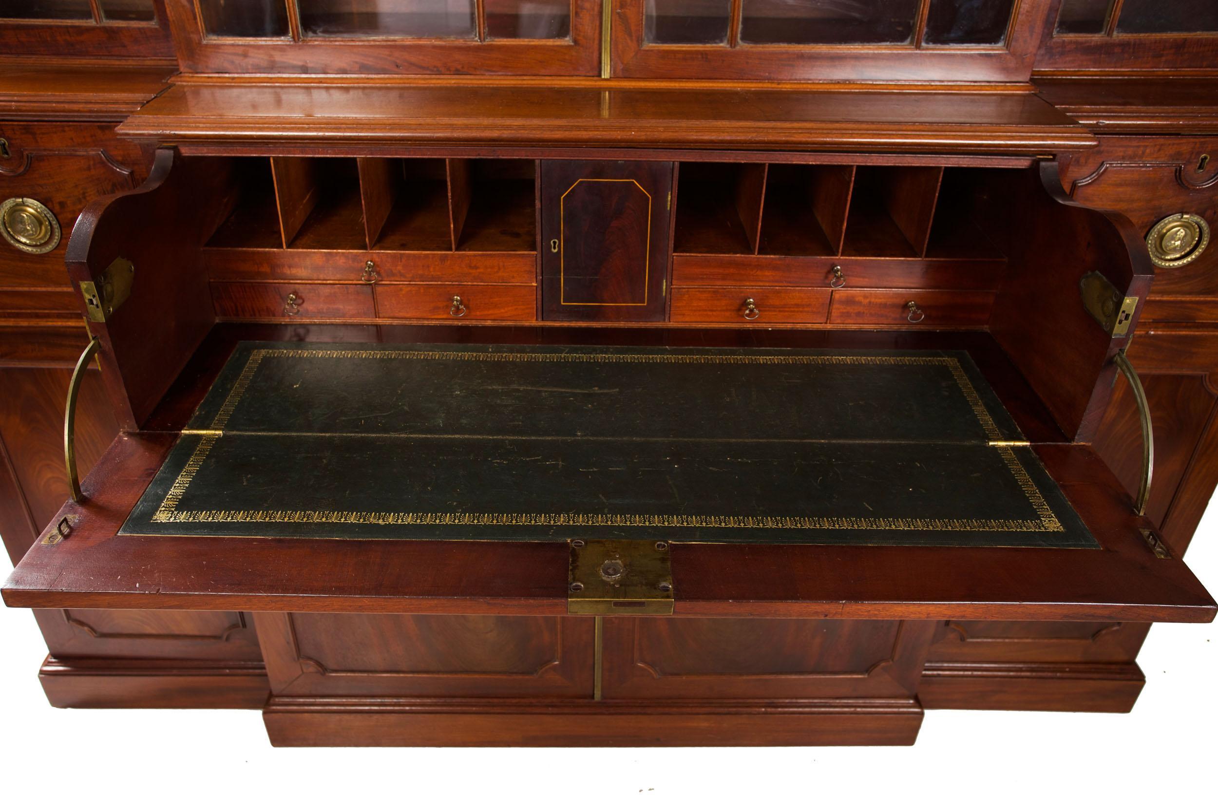 English Antique George III Style Mahogany Bookcase Breakfront Cabinet, 19th C 4