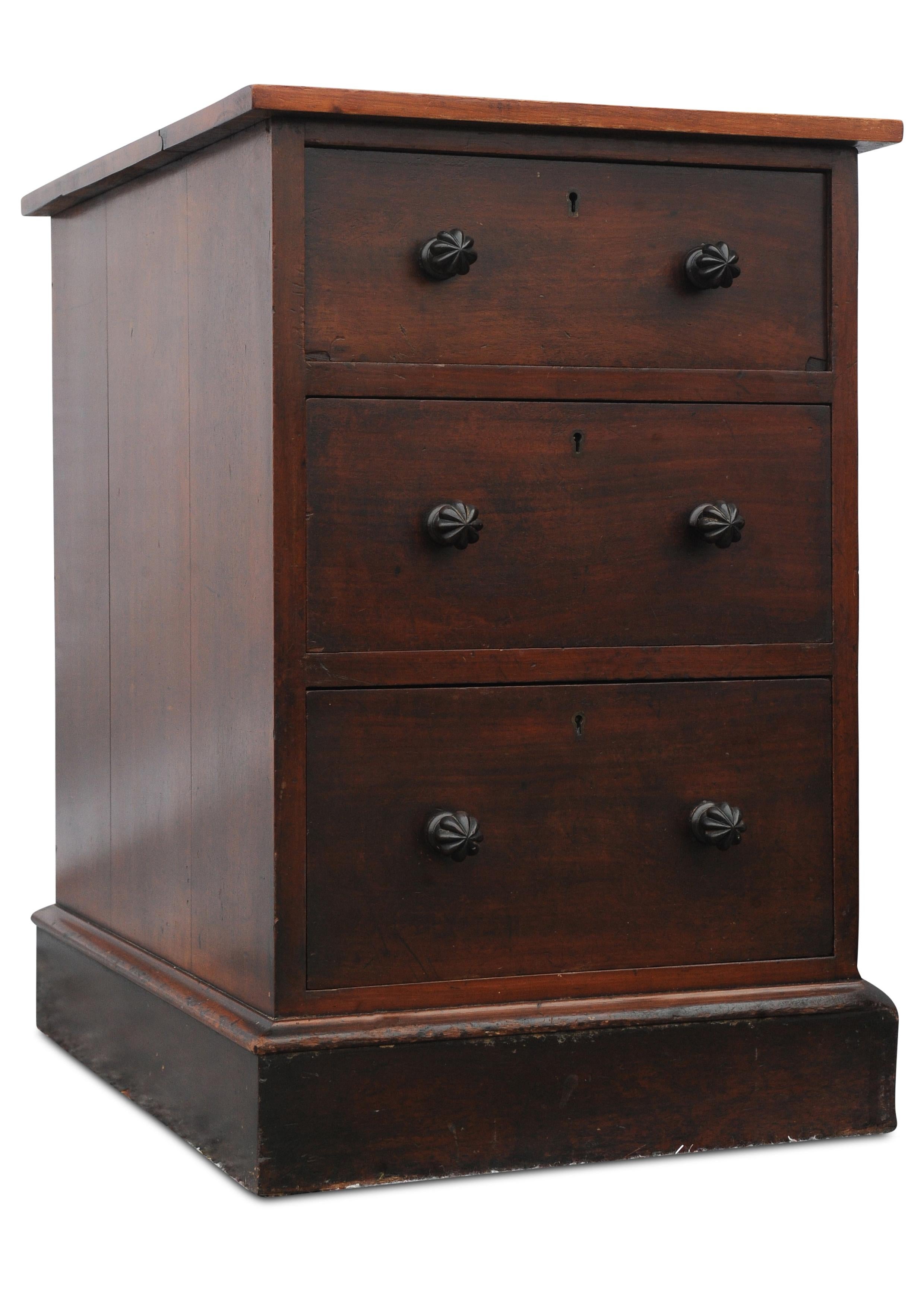 English Antique George III Three Drawer Bedside Tables By W Priest  1790s London For Sale 1