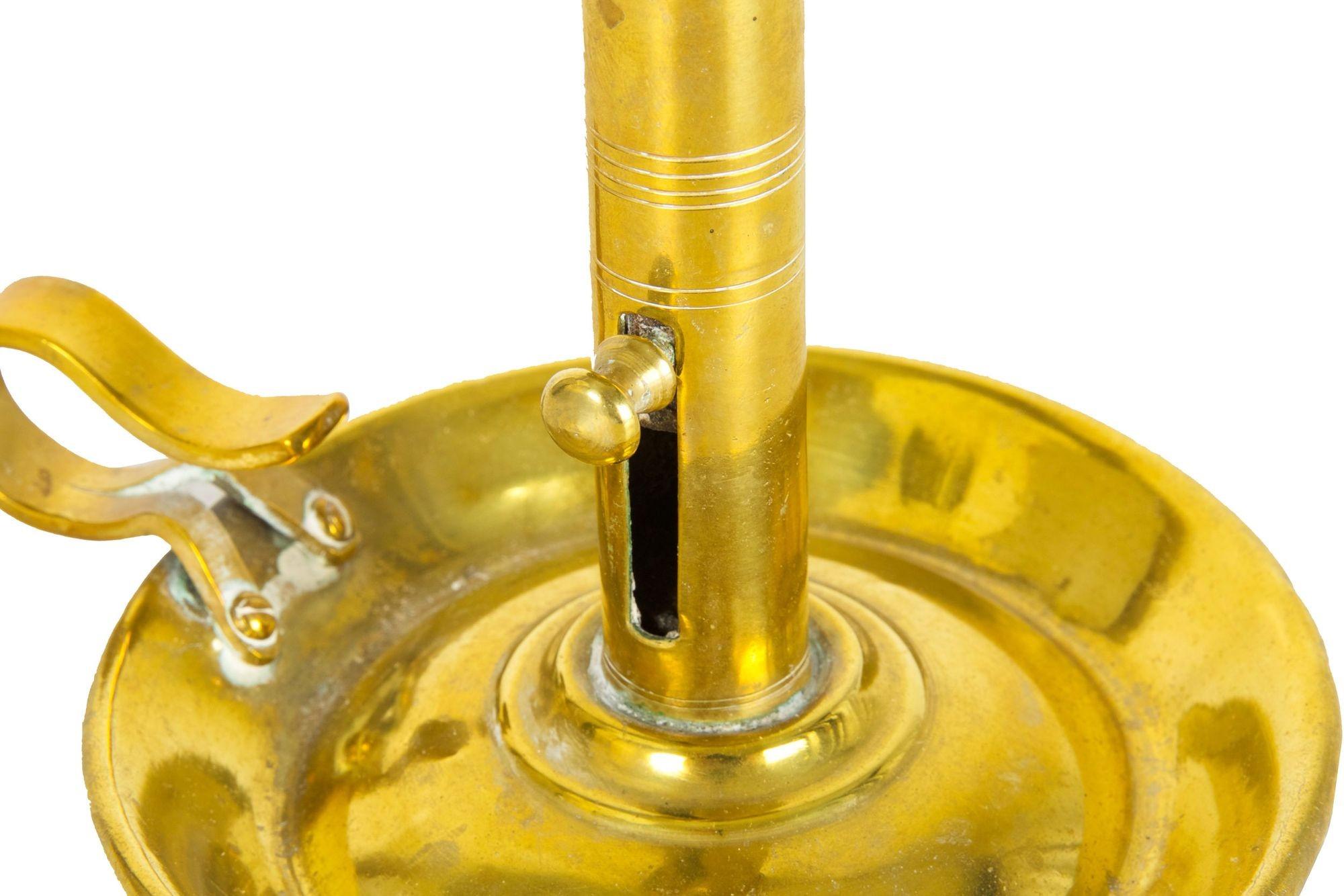 English Antique Georgian Brass Candlestick Chamberstick, 19th Century For Sale 3