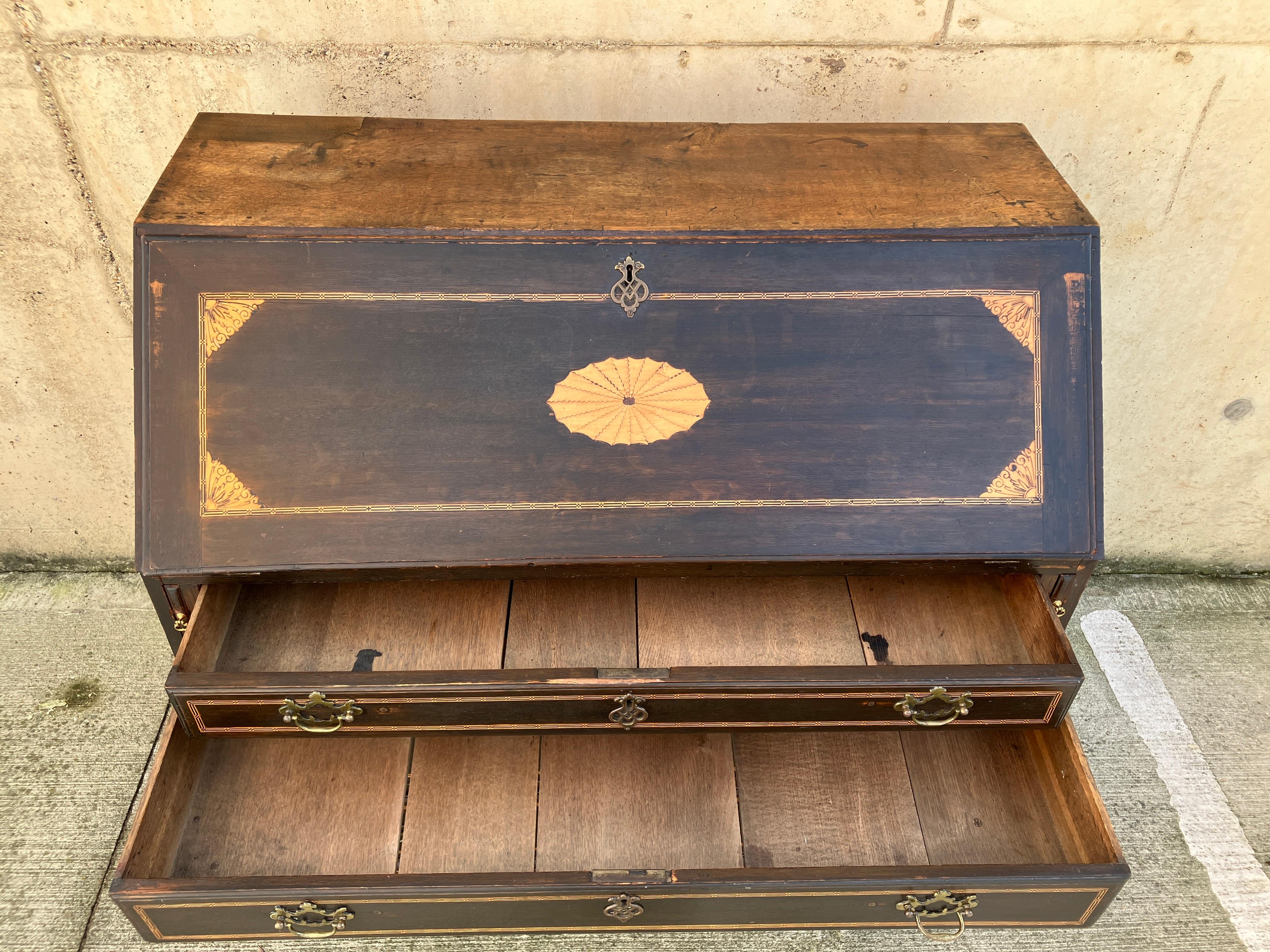 English Antique Georgian Inlaid Solid Oak Bureau / Secretaire c.1800 For Sale 6