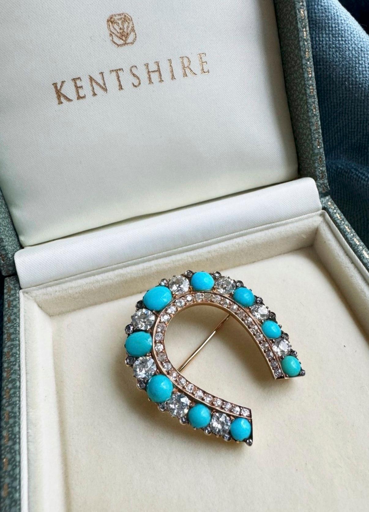 English Antique Gold, Cabochon Turquoise, and Old Cut Diamond Horseshoe Brooch In Good Condition In New York, NY