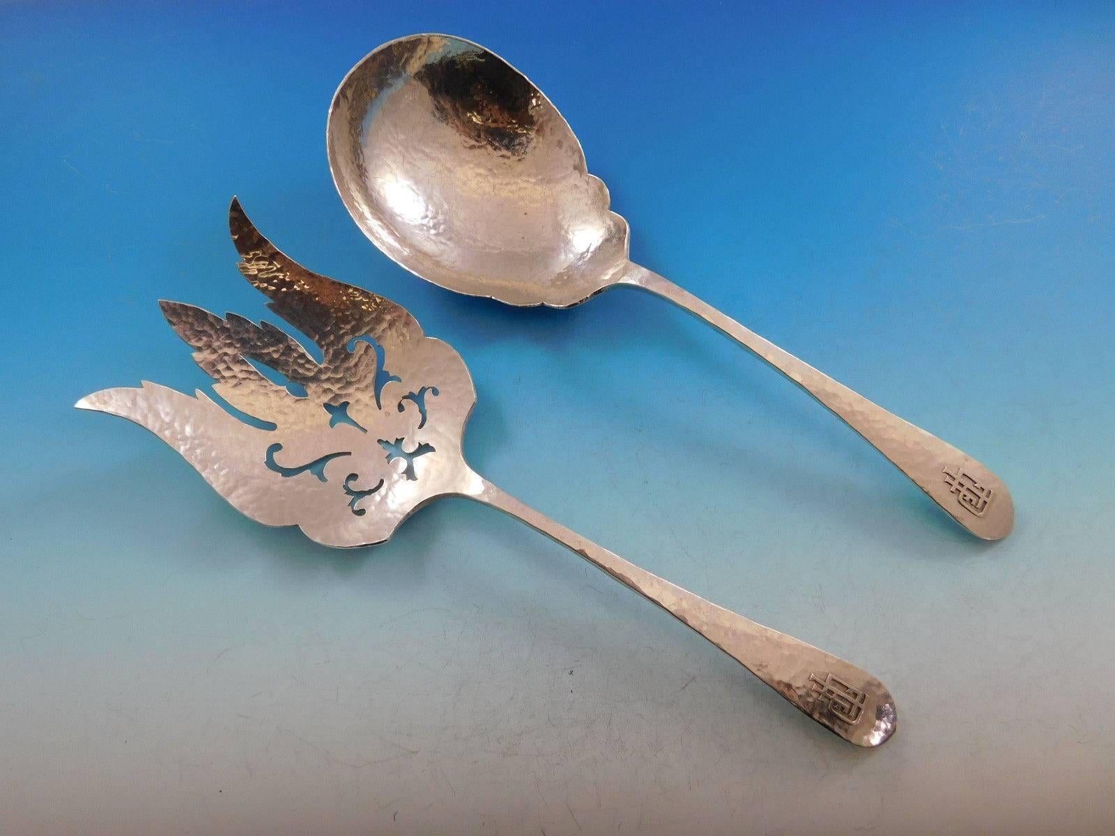 Début du 20ème siècle Service de 171 couverts en argent sterling anglais ancien martelé R&B en vente